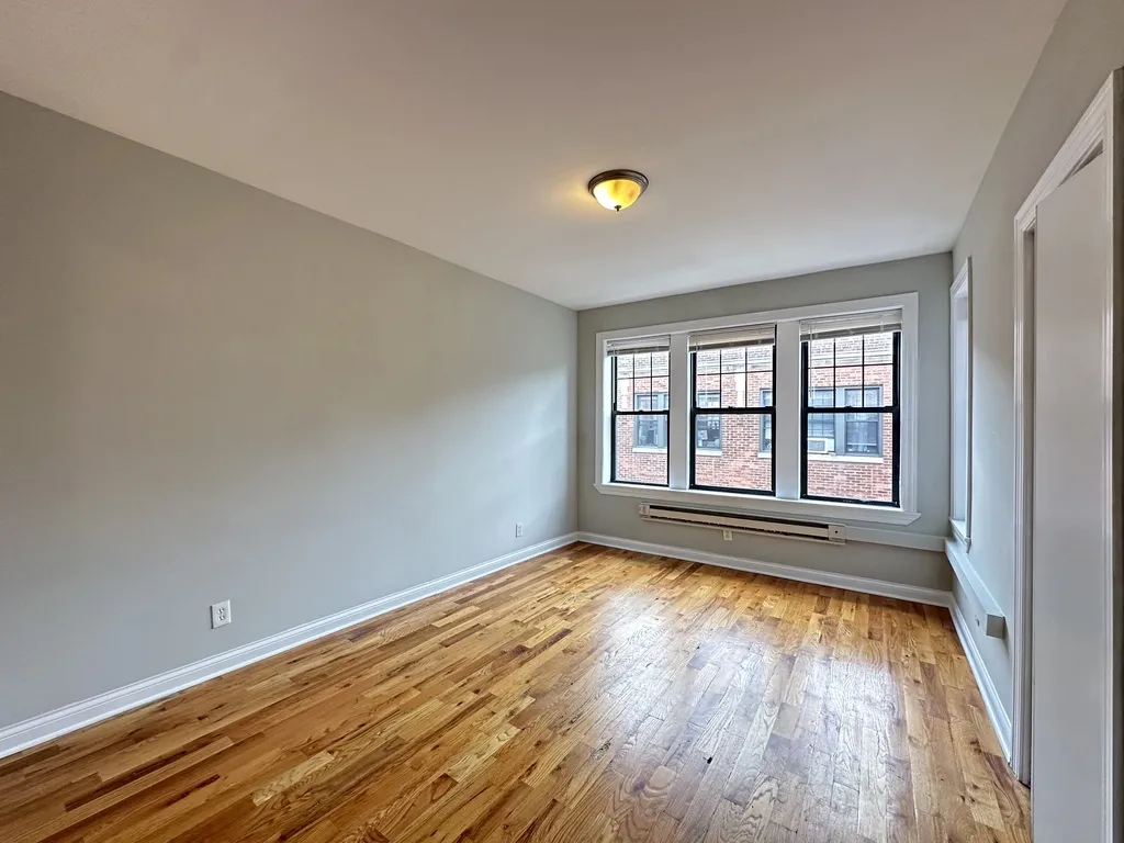 4419 N Wolcott Ave, ,  60640, USA 60640-unit#3B-Chicago-IL