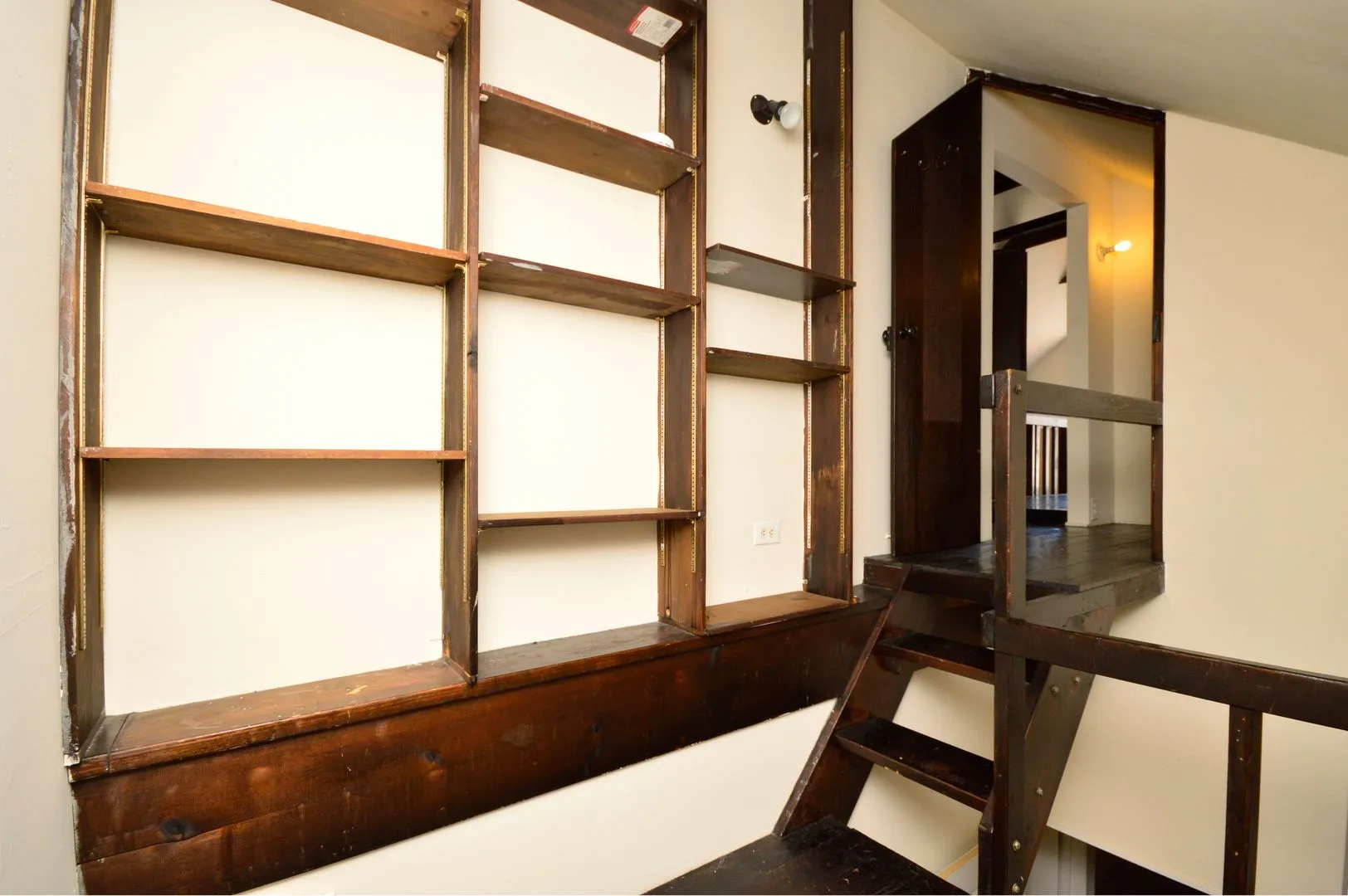 888 W Lill Ave, , 60614, USA 60614-unit#2F-Chicago-IL