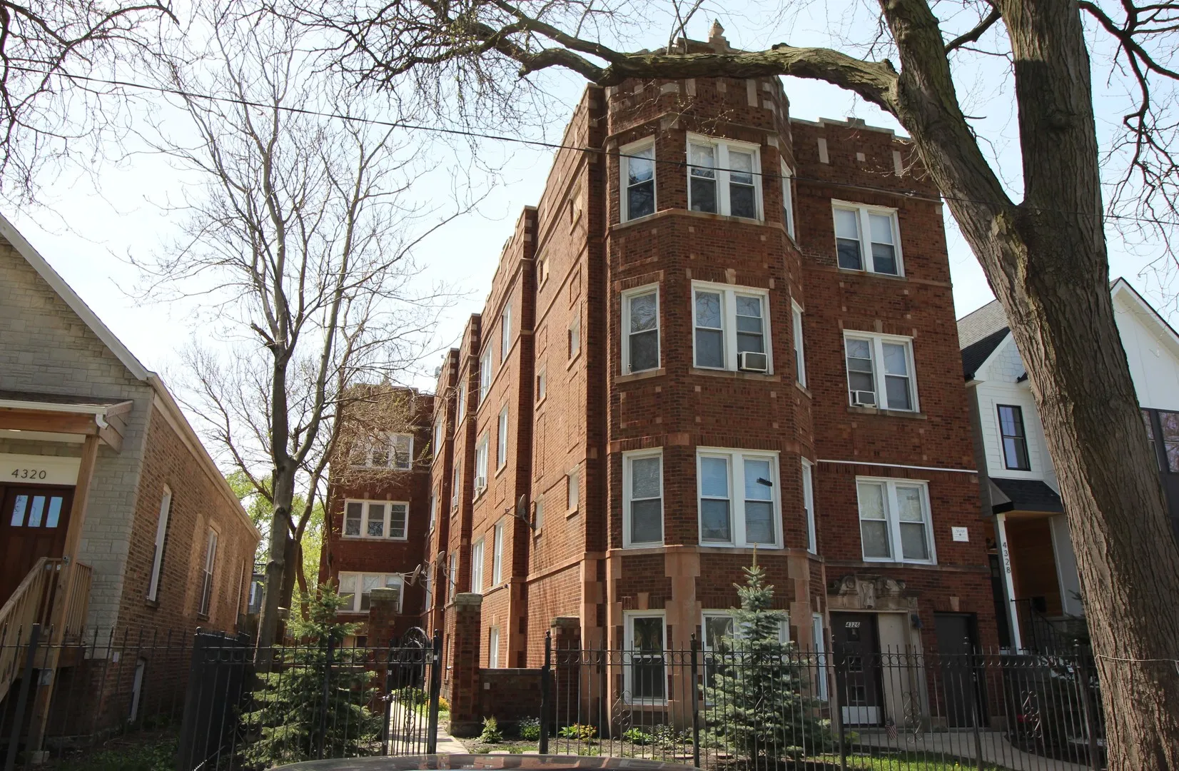 4324 N Bernard St, , 60618, USA 60618-unit#2B-Chicago-IL