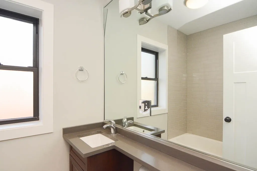 707 W Brompton Ave, ,  60657, USA 60657-unit#34-Chicago-IL