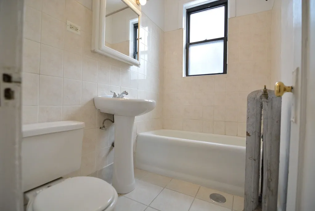 1164 N Dearborn St, ,  60610, USA 60610-unit#310-Chicago-IL