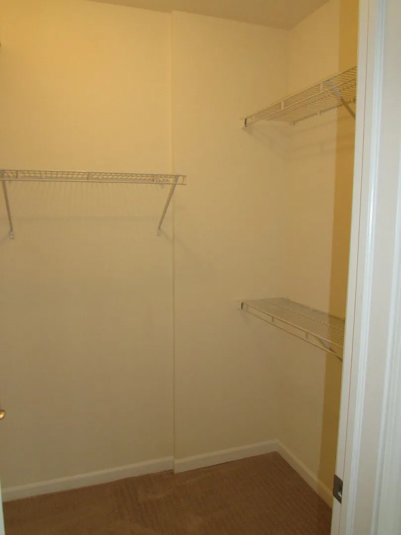 3917 N Kedzie Ave, ,  60618, USA 60618-unit#3S-Chicago-IL