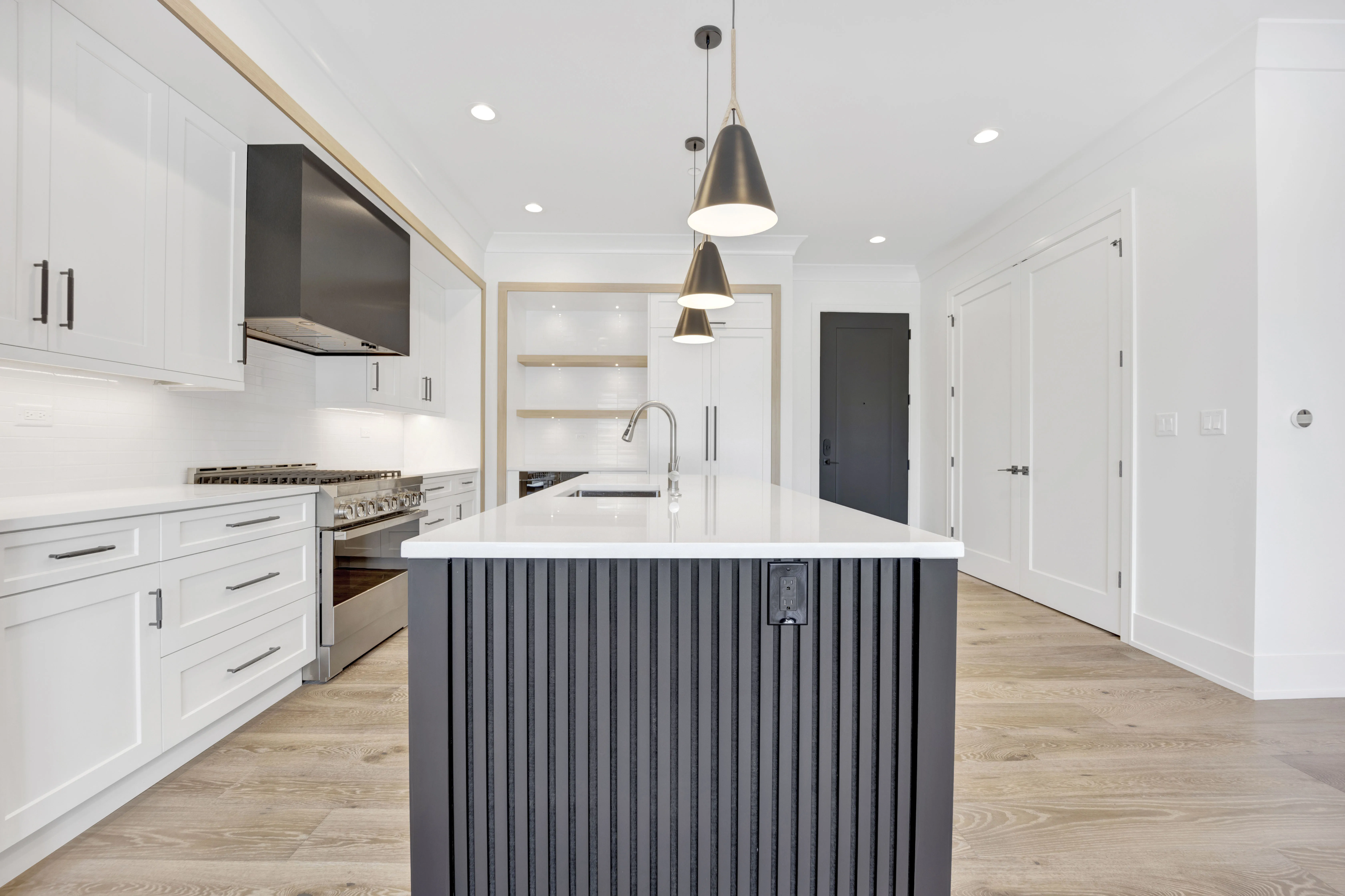 4920 N Lincoln Ave, , 60625, USA 60625-unit#2W-Chicago-IL