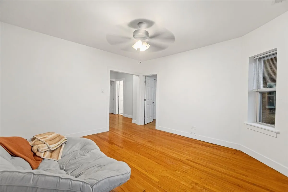4055 N Spaulding Ave, ,  60618, USA 60618-unit#3-Chicago-IL