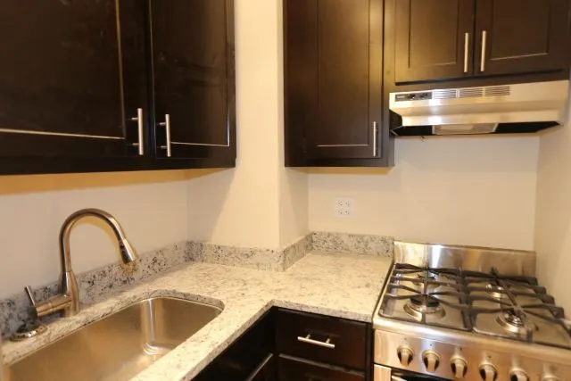 612 W Patterson Ave, , 60613, USA 60613-unit#105-Chicago-IL