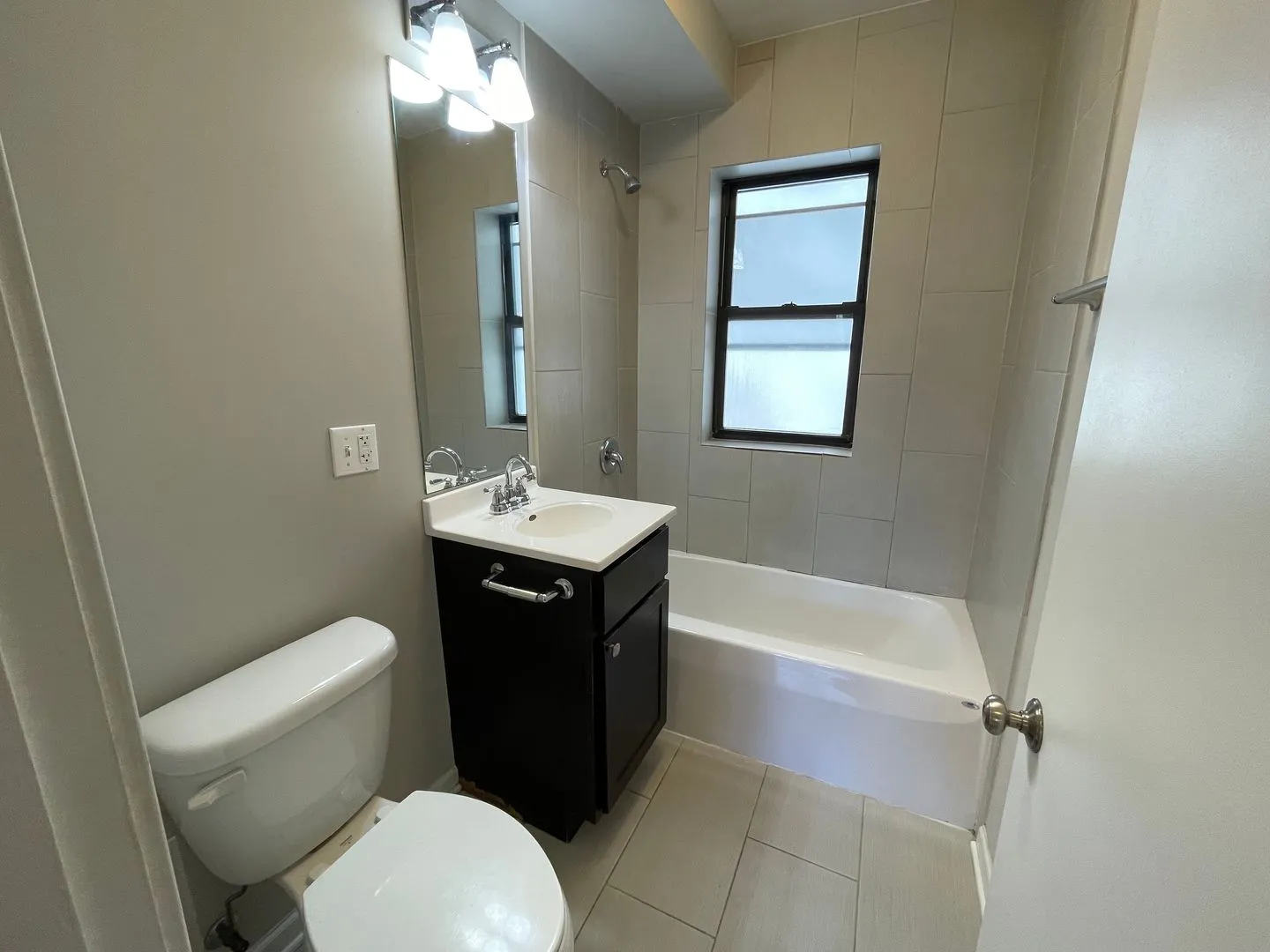 4749 N Troy St, , 60625, USA 60625-unit#2S-Chicago-IL