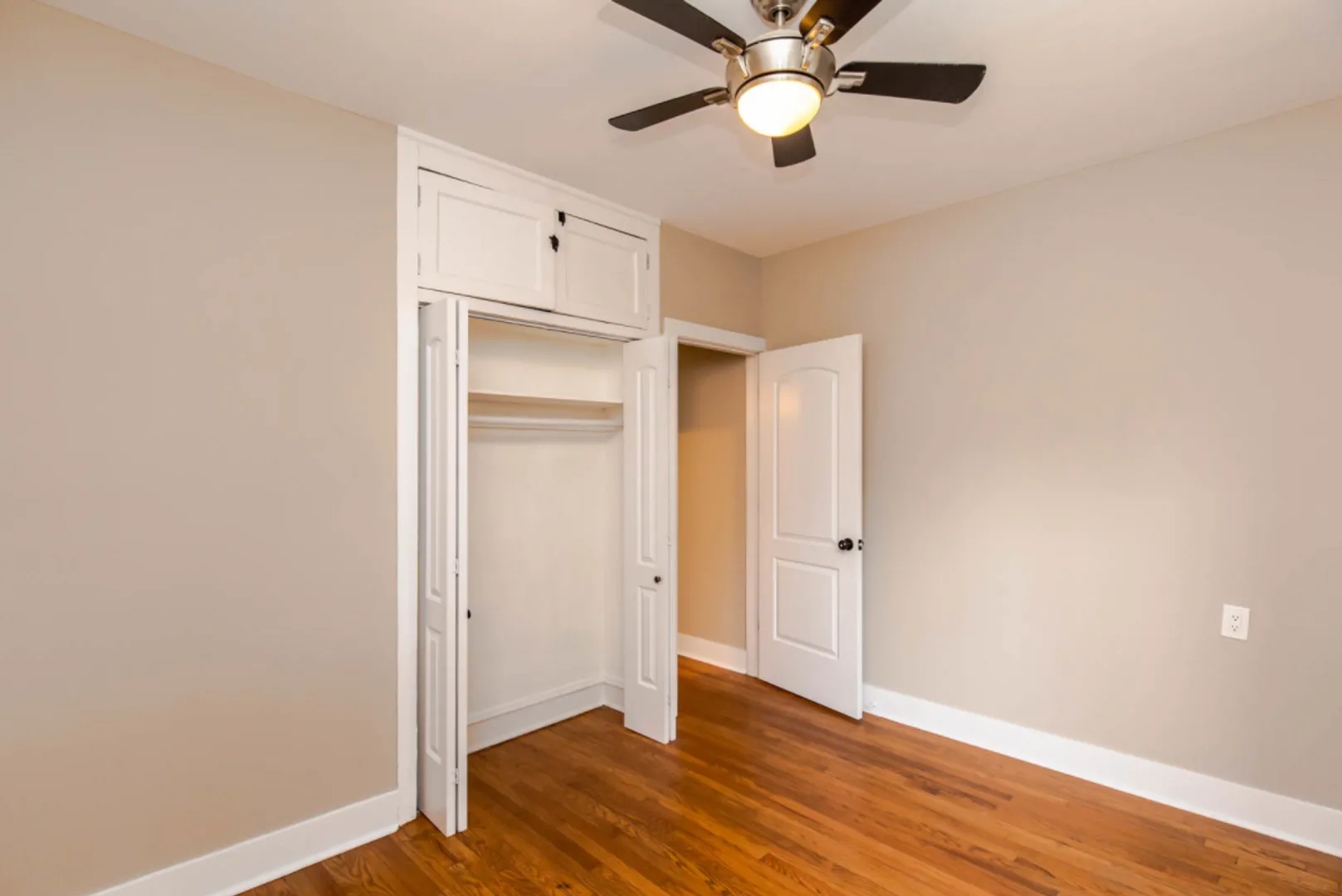 1337 W Touhy Ave, ,  60626, USA 60626-unit#3N-Chicago-IL