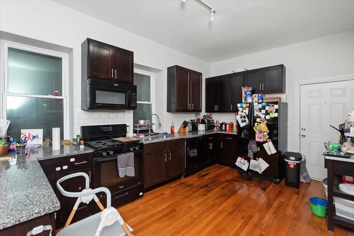 2341 W Montana St, ,  60647, USA 60647-unit#1F-Chicago-IL