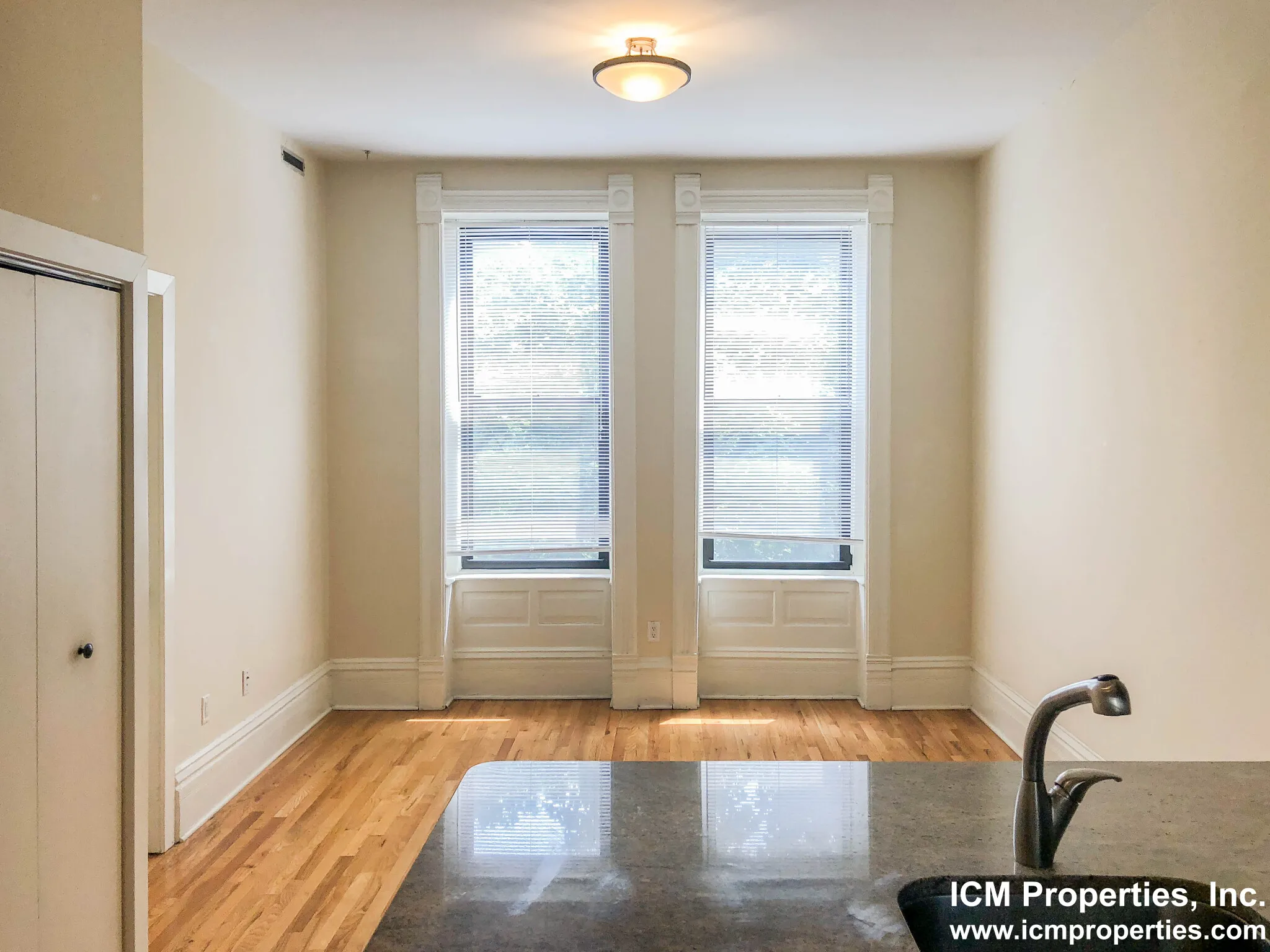 2954 N Racine Ave, , 60657, USA 60657-unit#2954-2F-Chicago-IL