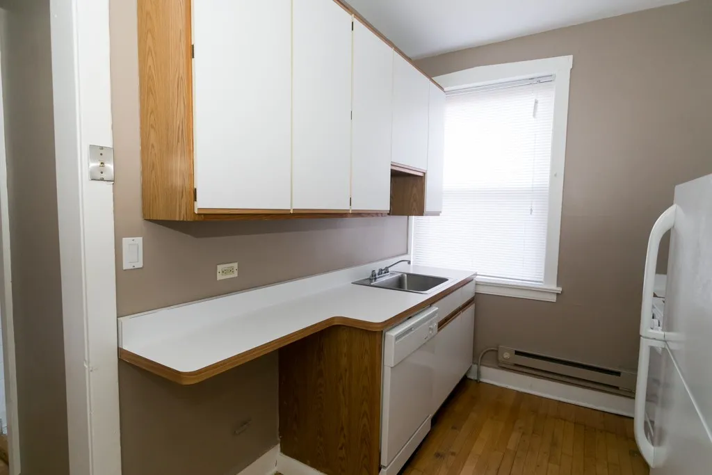 1319 Oak Ave, Evanston,  60201, USA 60201-unit#1C-Chicago-IL
