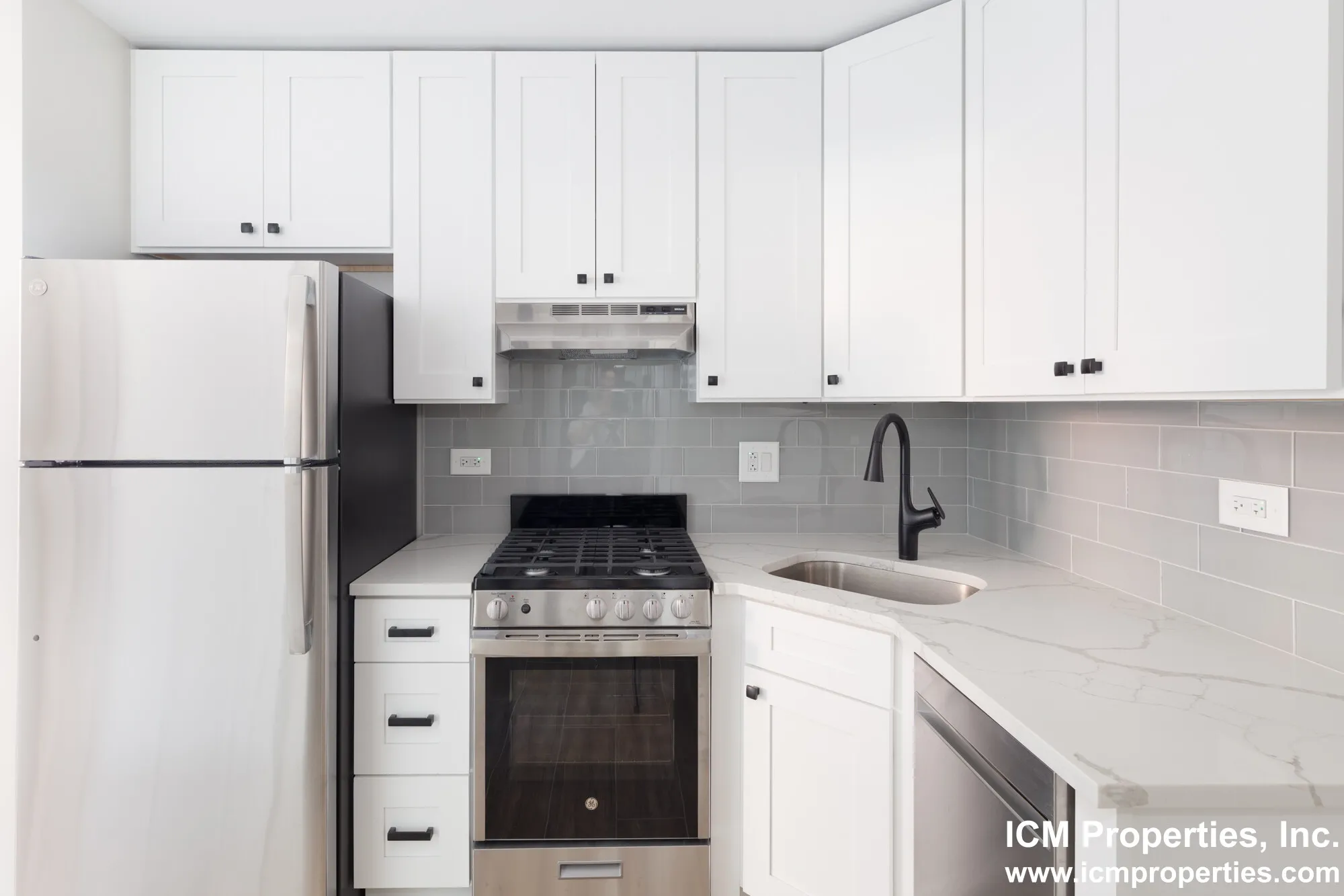 2200 W Foster Ave, , 60625, USA 60625-unit#5200L-G-Chicago-IL