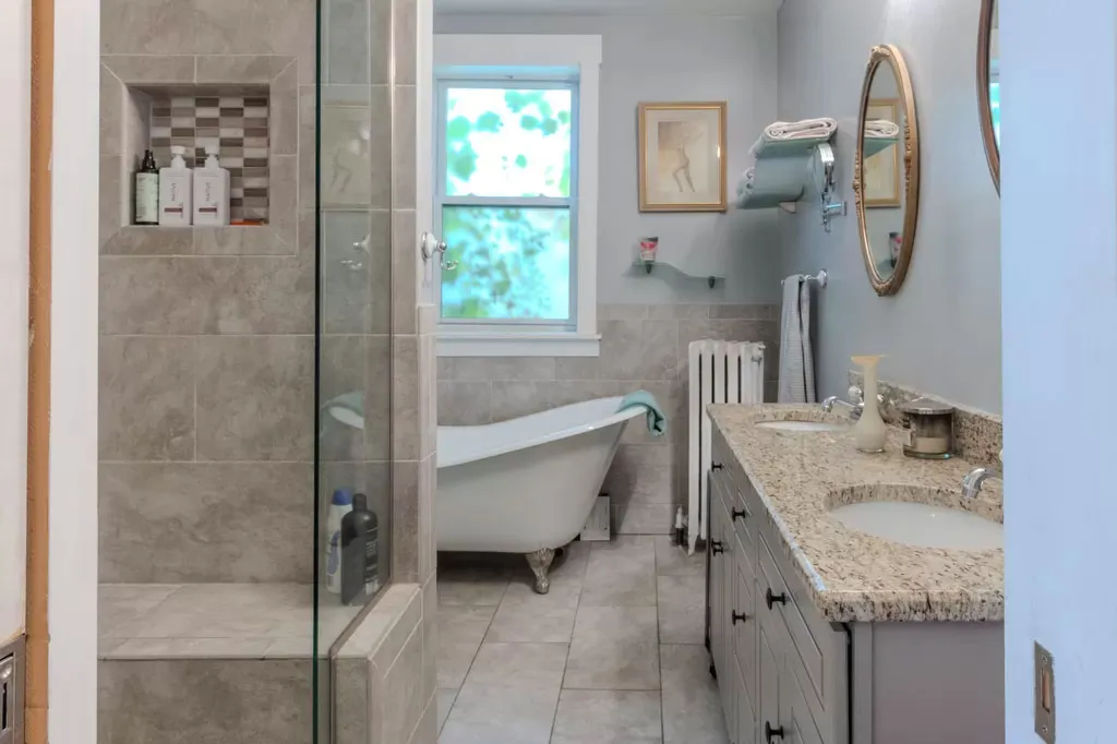 7626 N Greenview Ave, , 60626, USA 60626-unit#1-Chicago-IL