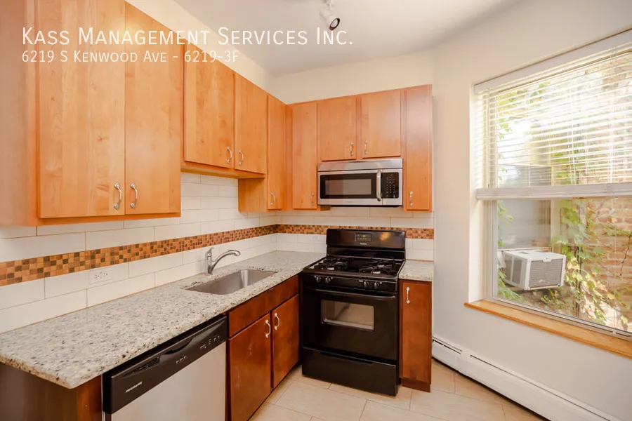 6217 S Kenwood Ave, , 60637, USA 60637-unit#6219-3F-Chicago-IL