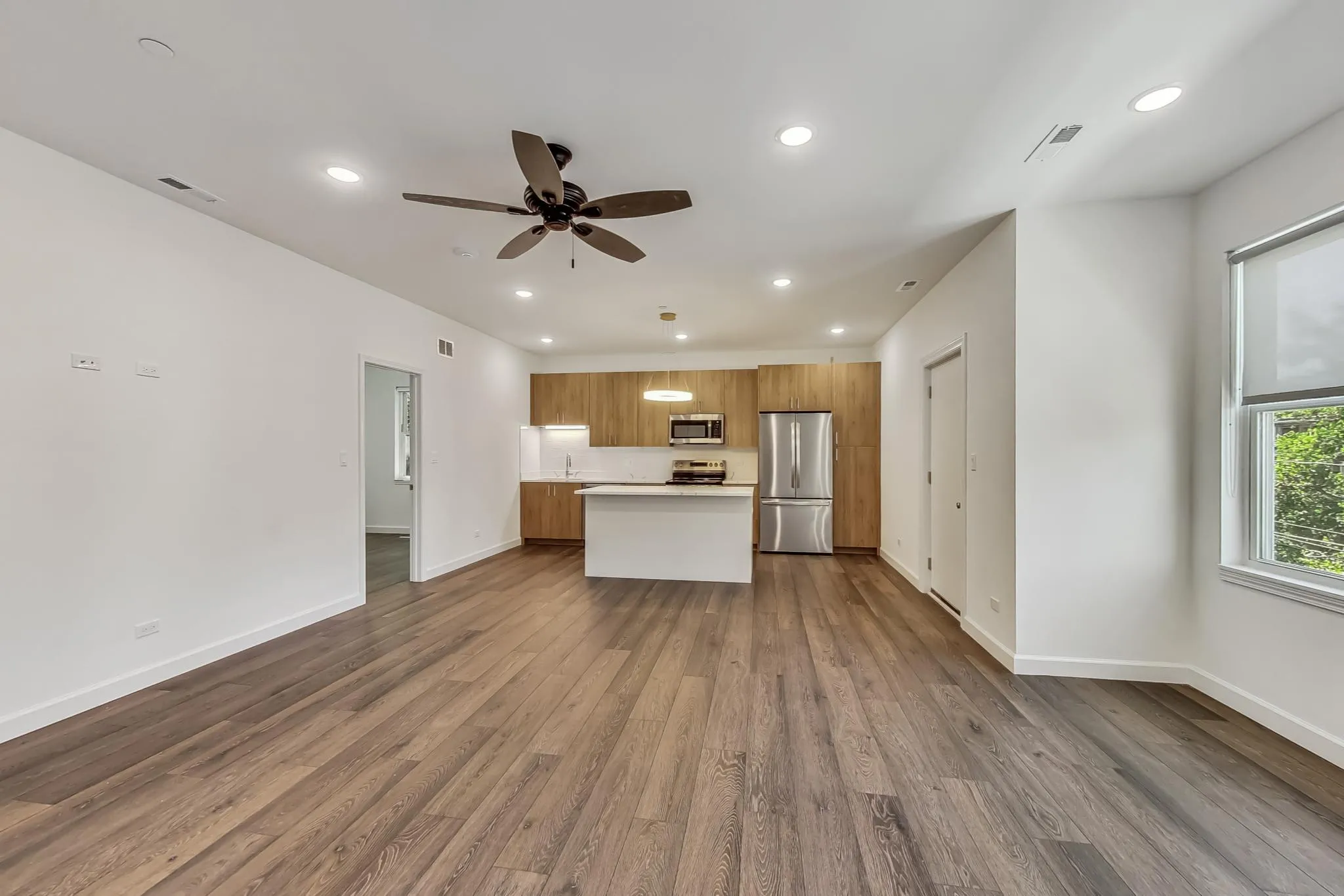 6122 S University Ave, ,  60637, USA 60637-unit#103-Chicago-IL