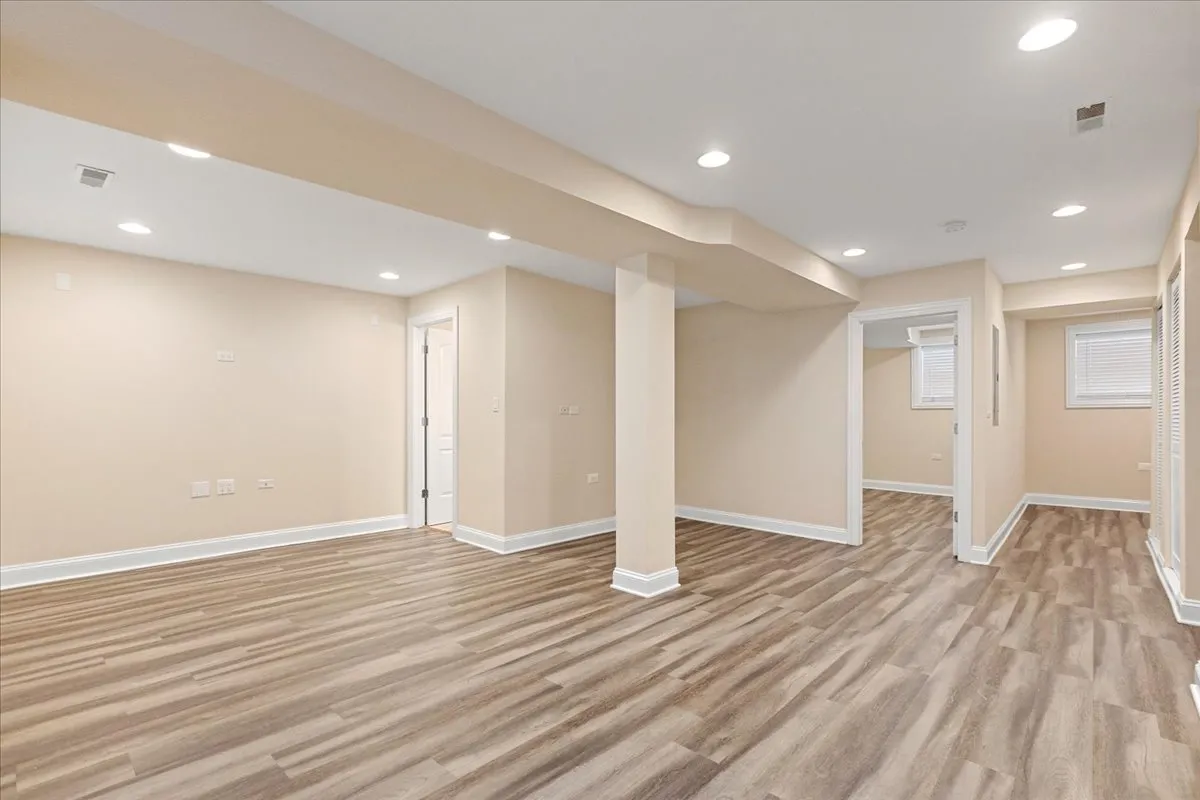 4016 N Central Park Ave, ,  60618, USA 60618-unit#1E-Chicago-IL