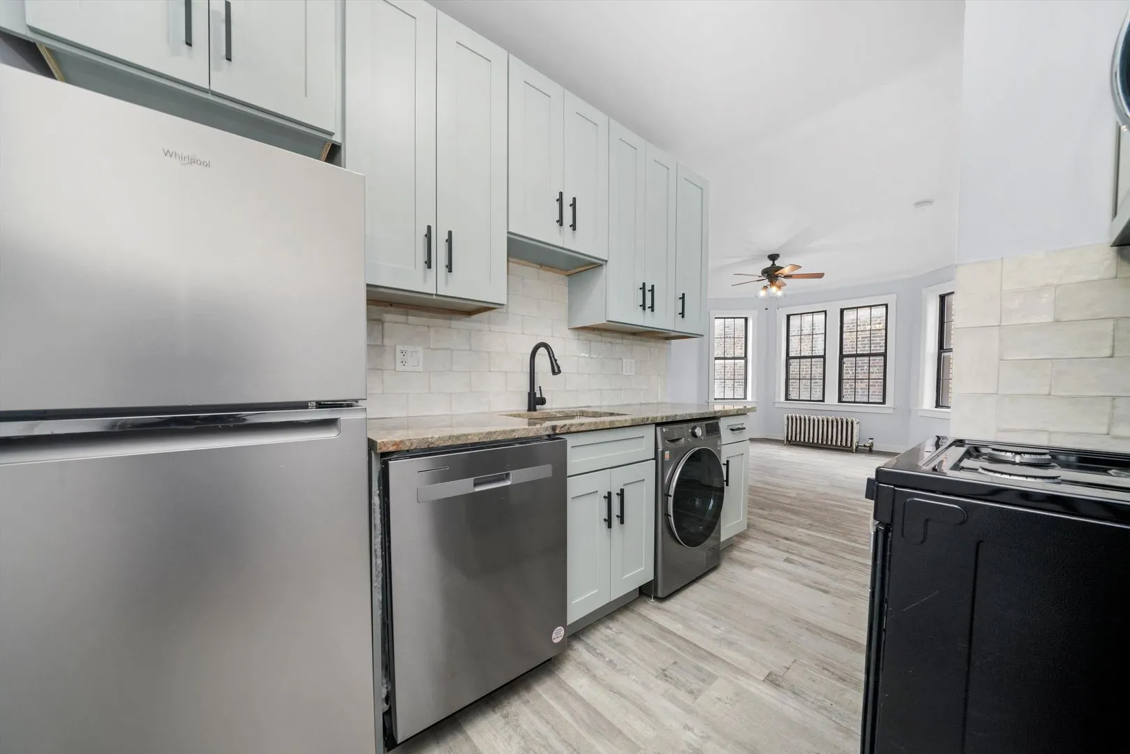 6124 S Ingleside Ave, ,  60637, USA 60637-unit#3E-Chicago-IL