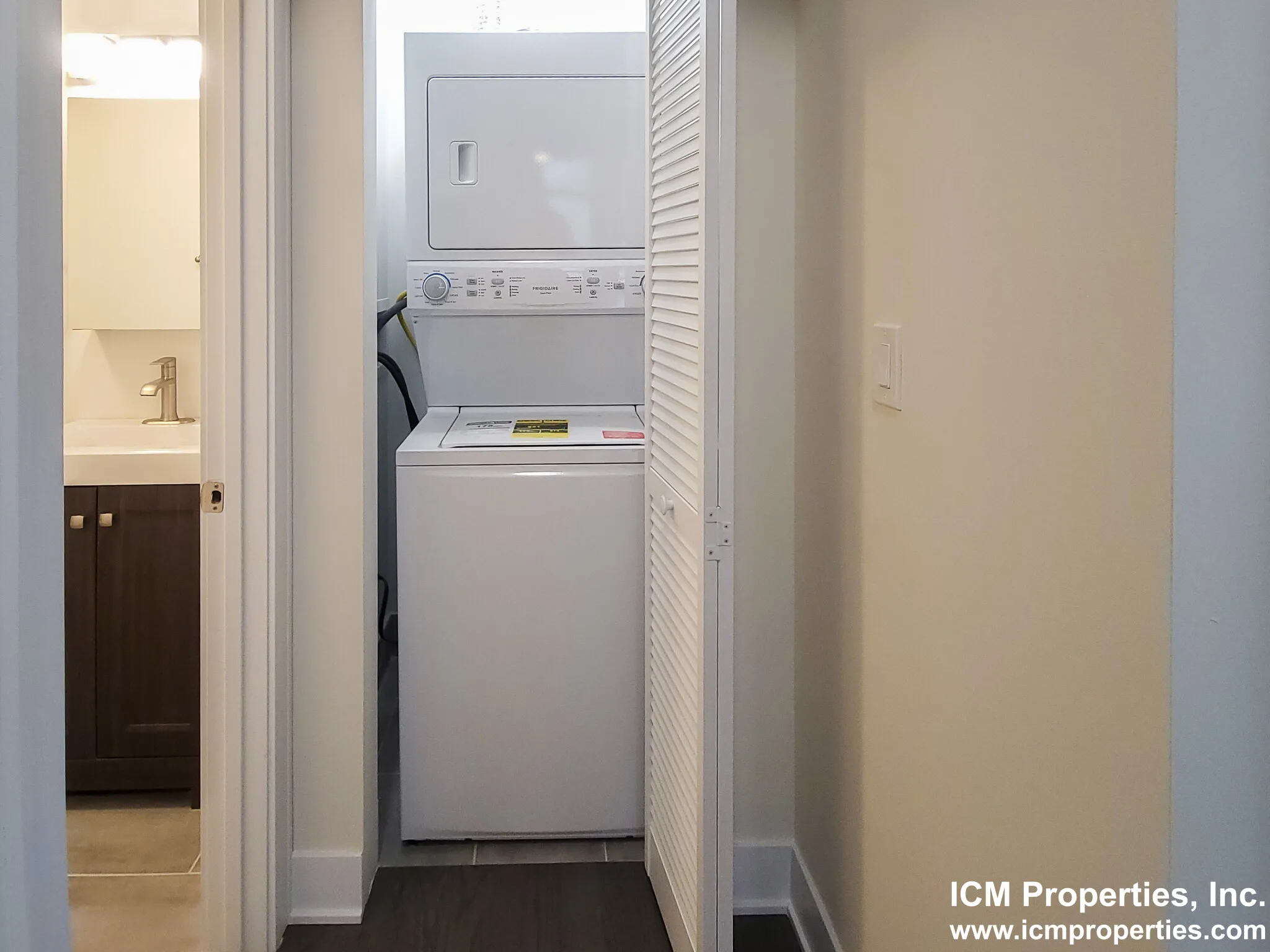 2047 N Hoyne Ave, ,  60647, USA 60647-unit#2047-GS-Chicago-IL