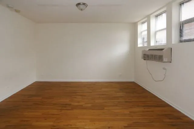 917 W Dakin St, , 60613, USA 60613-unit#110-Chicago-IL