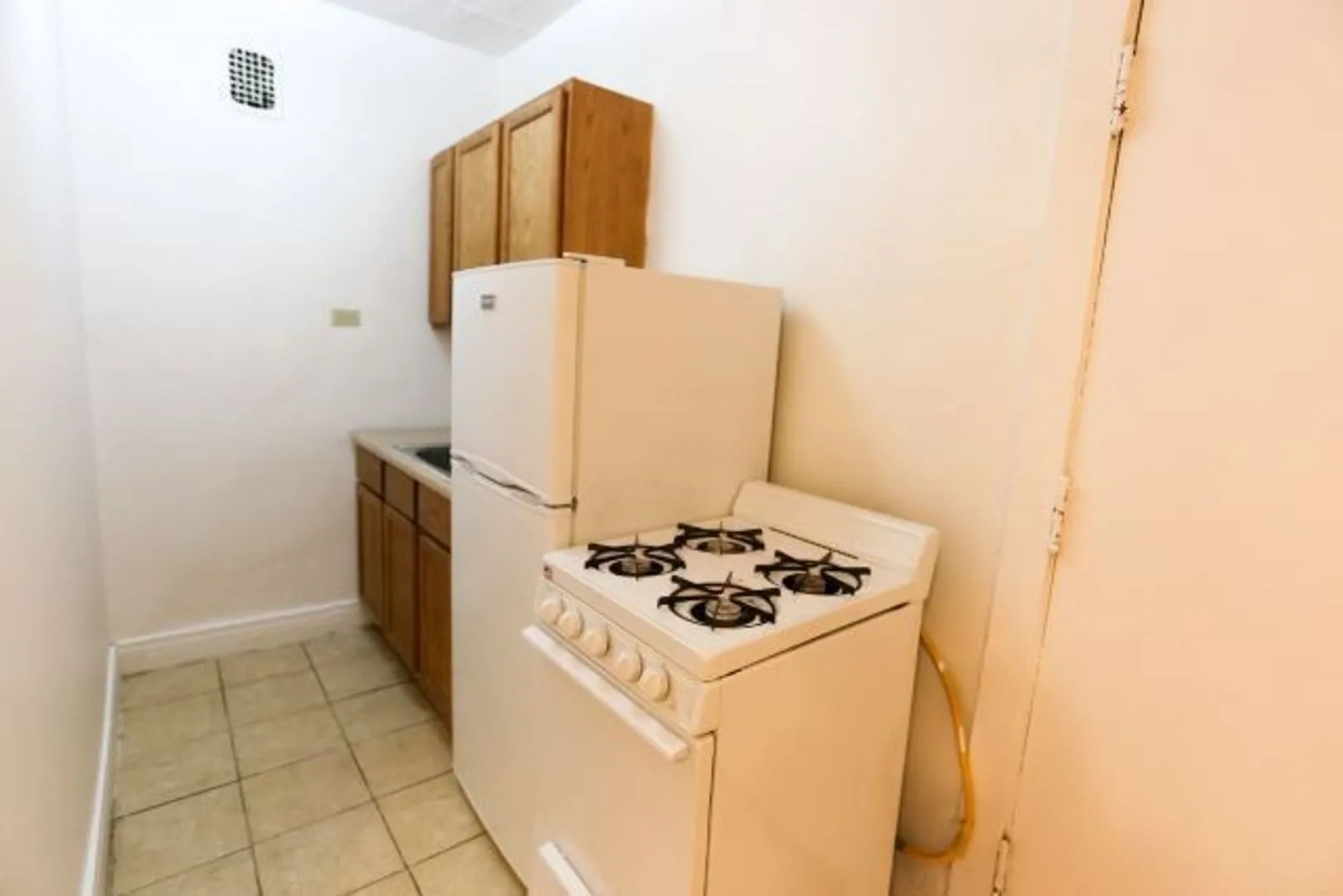 4735 N Beacon St, , 60640, USA 60640-unit#104-Chicago-IL