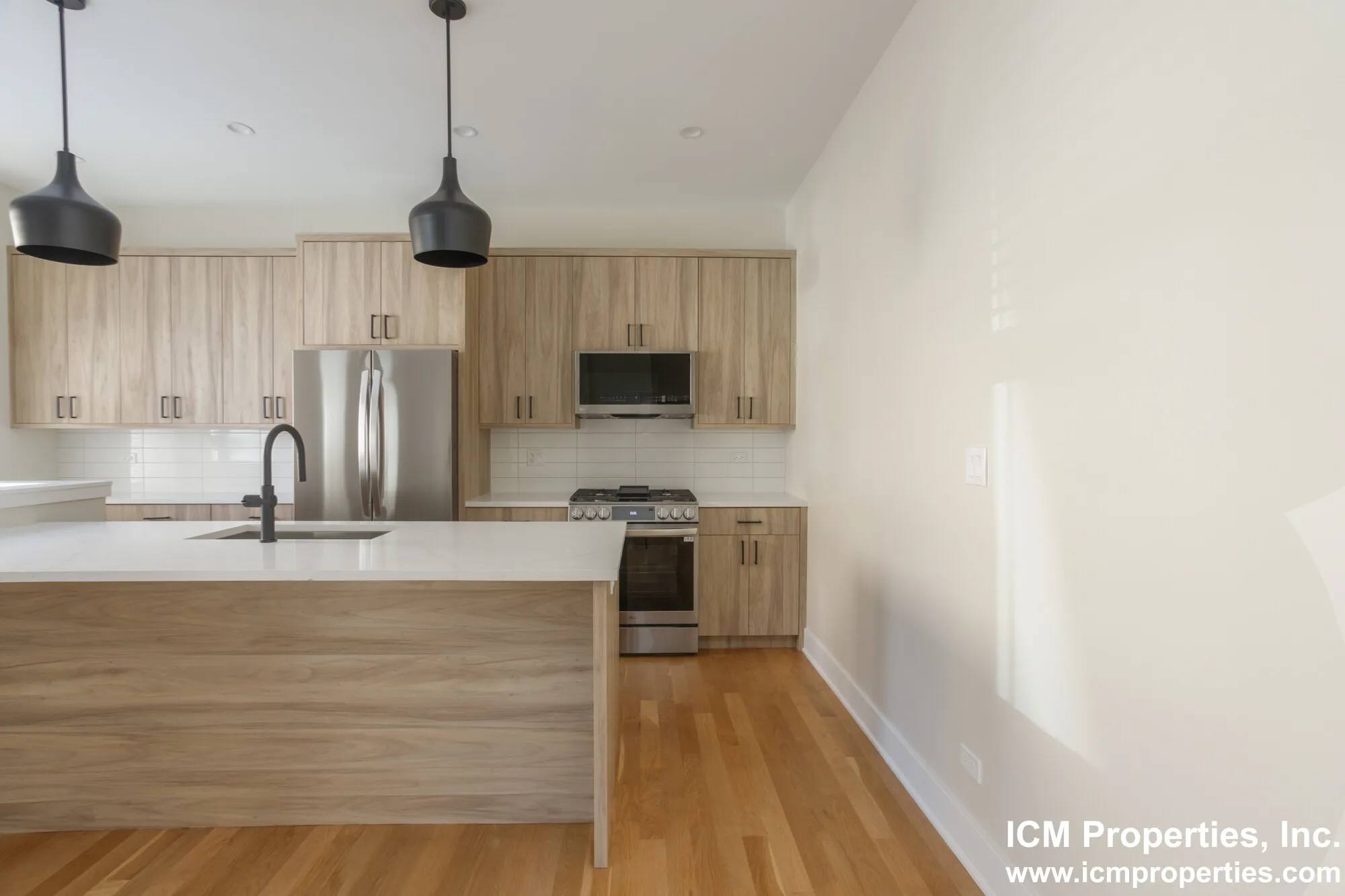 4951 N Oakley Ave, , 60625, USA 60625-unit#4951-3-Chicago-IL