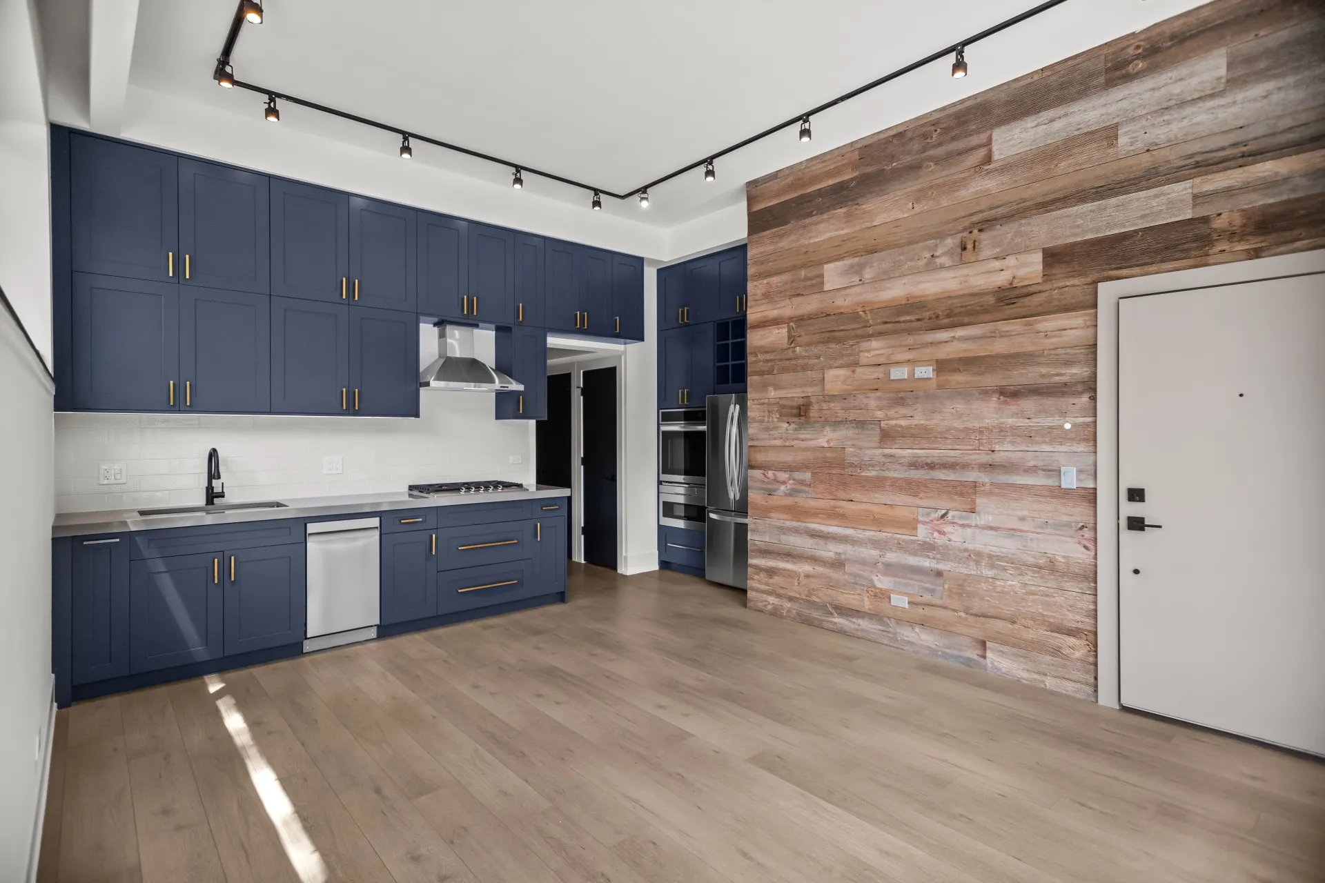 6556 S Minerva Ave, ,  60637, USA 60637-unit#4S-Chicago-IL