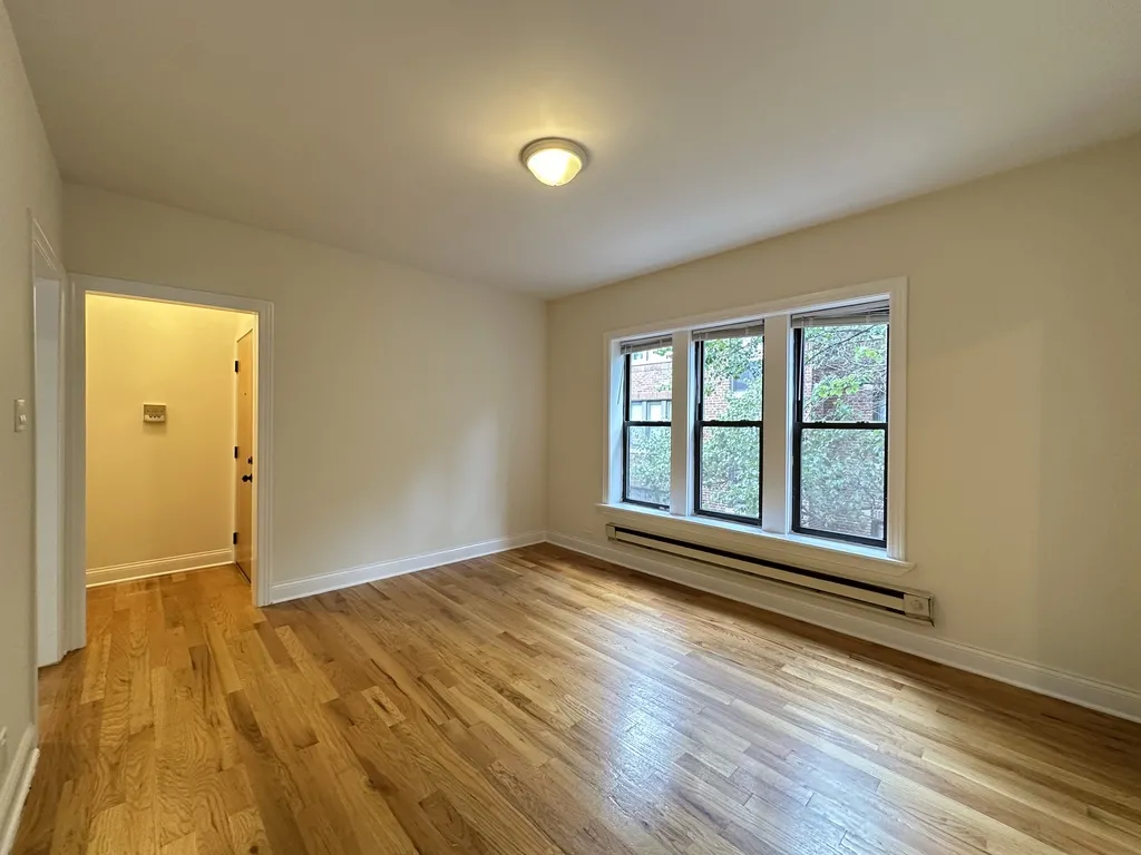 3823 N Fremont St, ,  60613, USA 60613-unit#2E-Chicago-IL