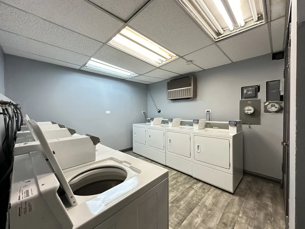 837 W Wolfram St, ,  60657, USA 60657-unit#309-Chicago-IL