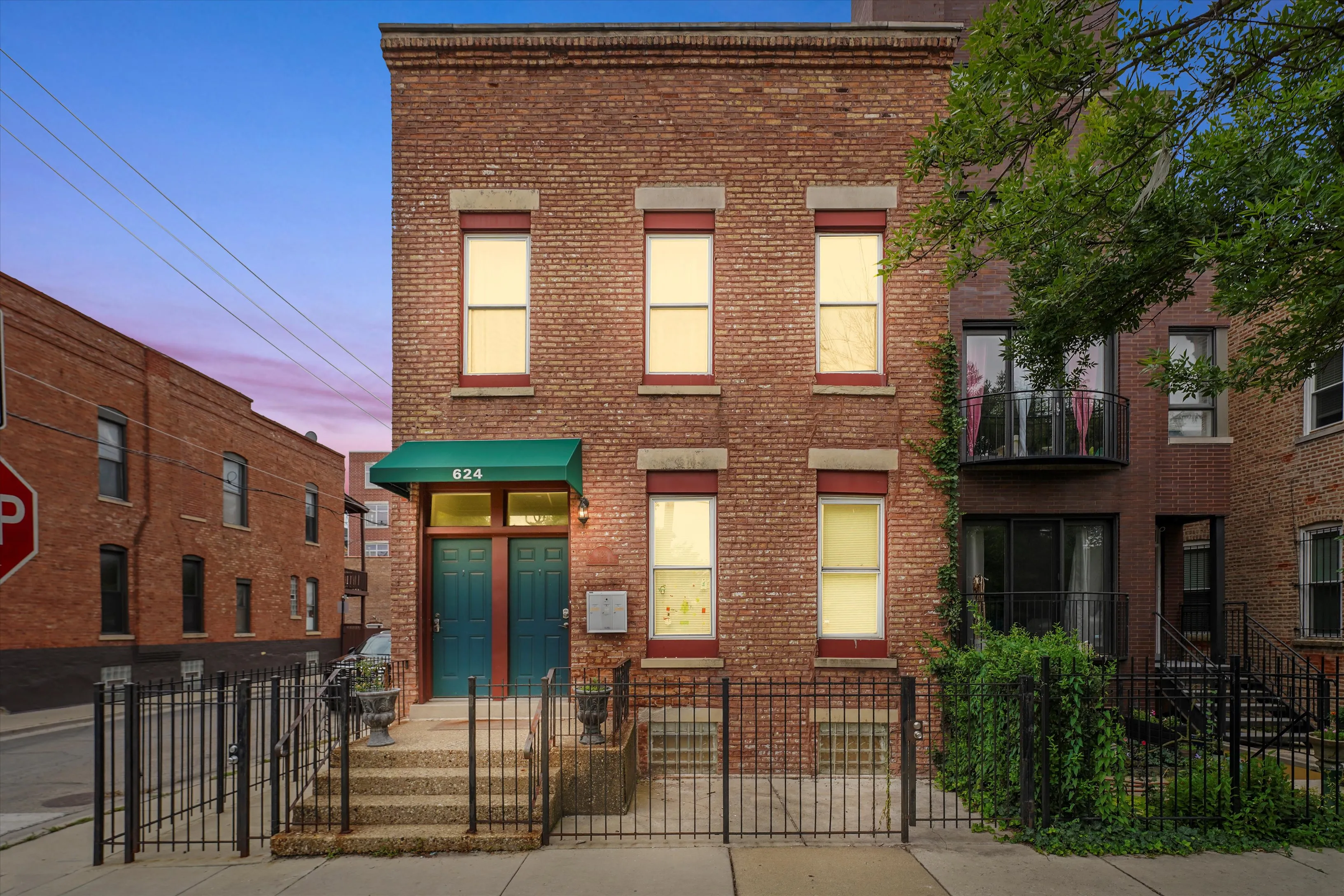 624 S Oakley Blvd, , 60612, USA 60612-unit#2-Chicago-IL