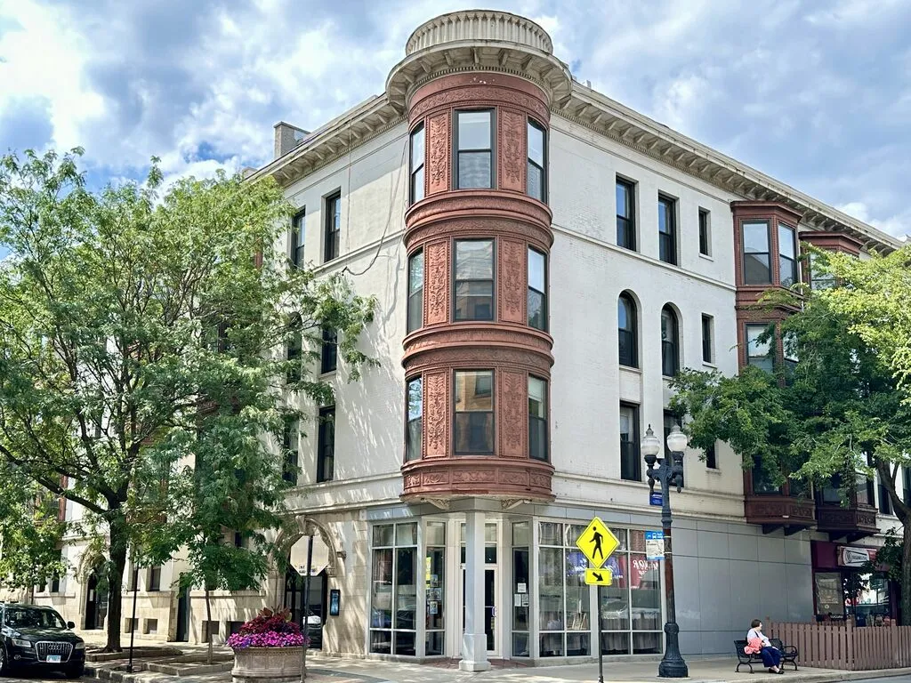 604 W Surf St, , 60657, USA 60657-unit#3-Chicago-IL