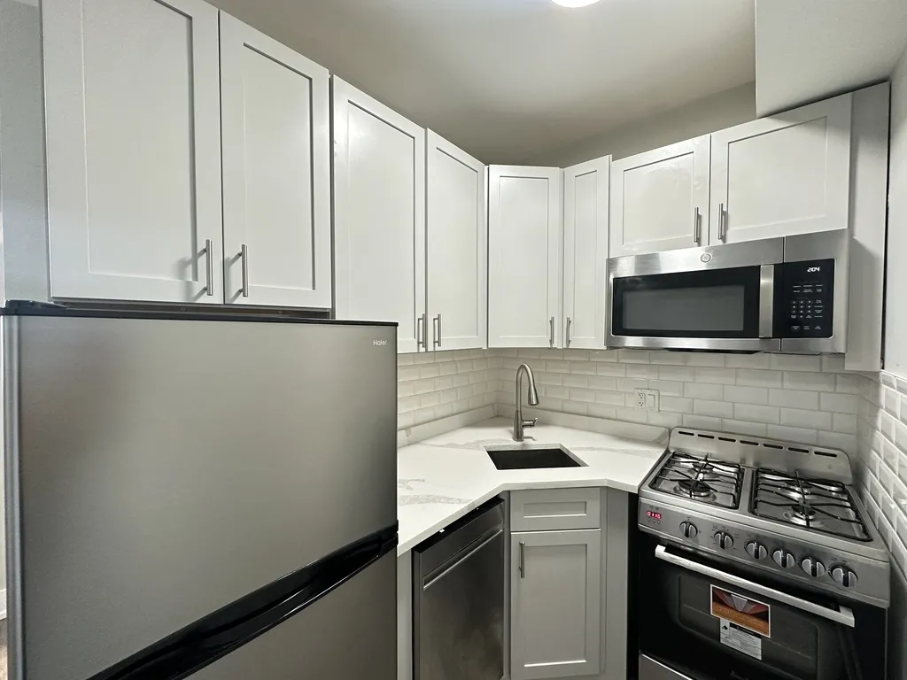 505 W Belmont Ave, ,  60657, USA 60657-unit#4E-Chicago-IL