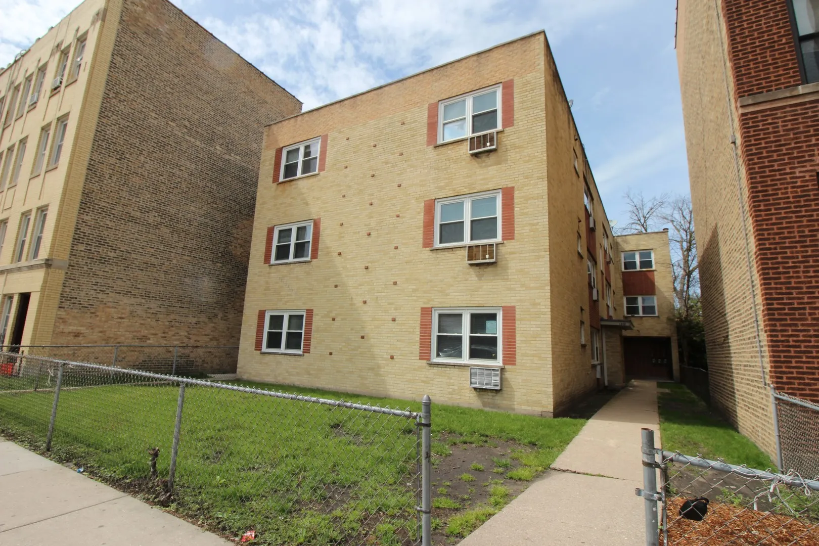 1642 W Morse Ave, , 60626, USA 60626-unit#3S-Chicago-IL