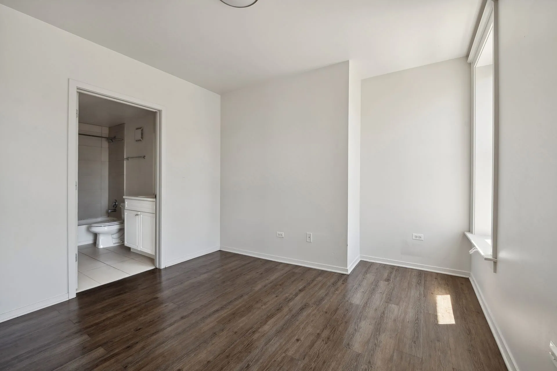 30 E Roosevelt Rd, ,  60605, USA 60605-unit#302-Chicago-IL