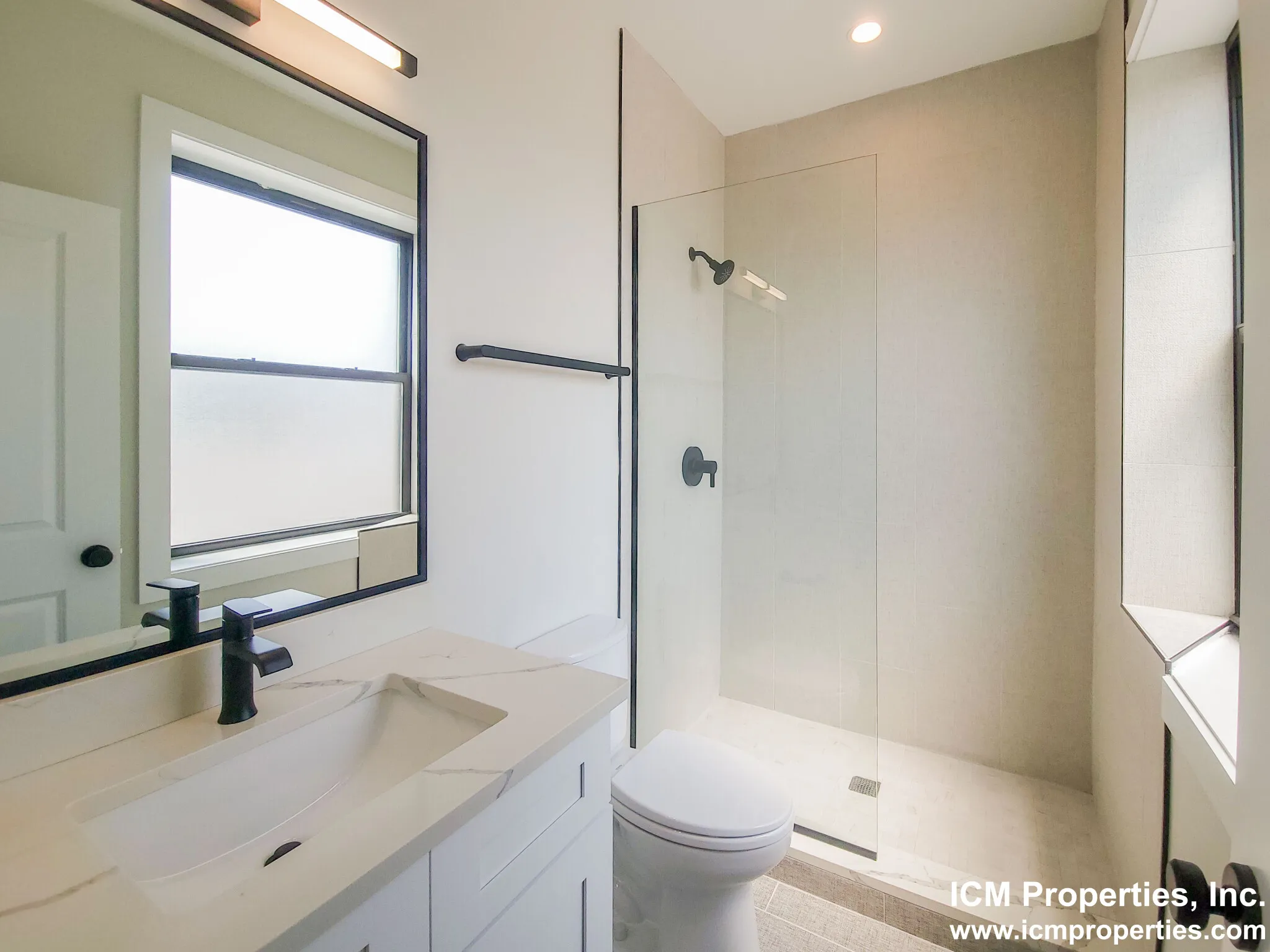 2020 W Montrose Ave, ,  60618, USA 60625-unit#2020-3B-Chicago-IL