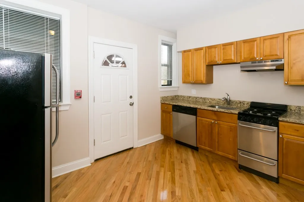896 Green Bay Rd, , 60093, USA 60093-unit#A09-Winnetka-IL