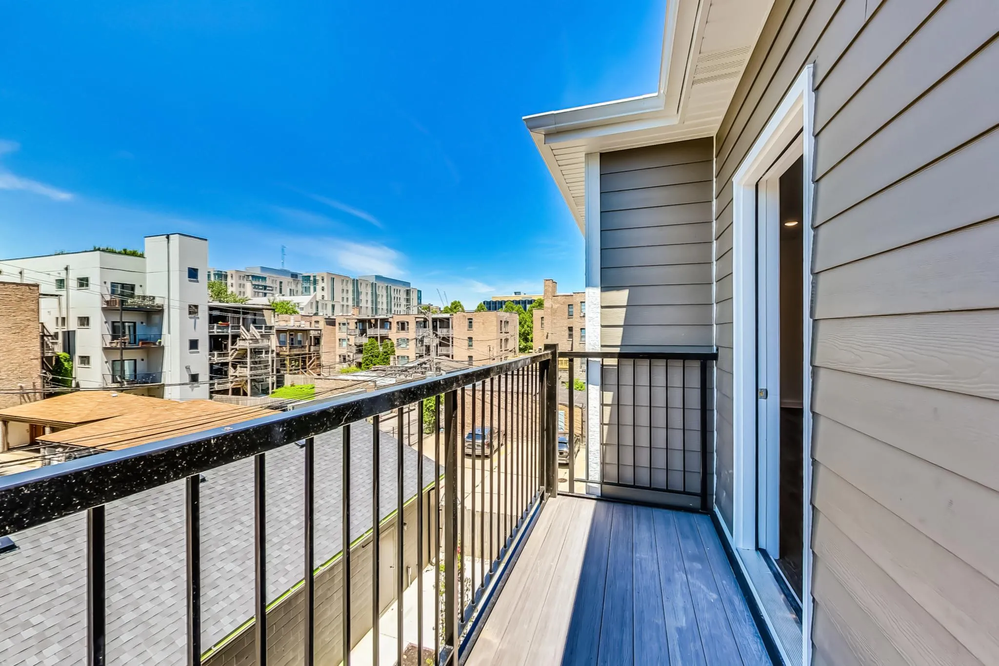 6122 S University Ave, ,  60637, USA 60637-unit#303-Chicago-IL