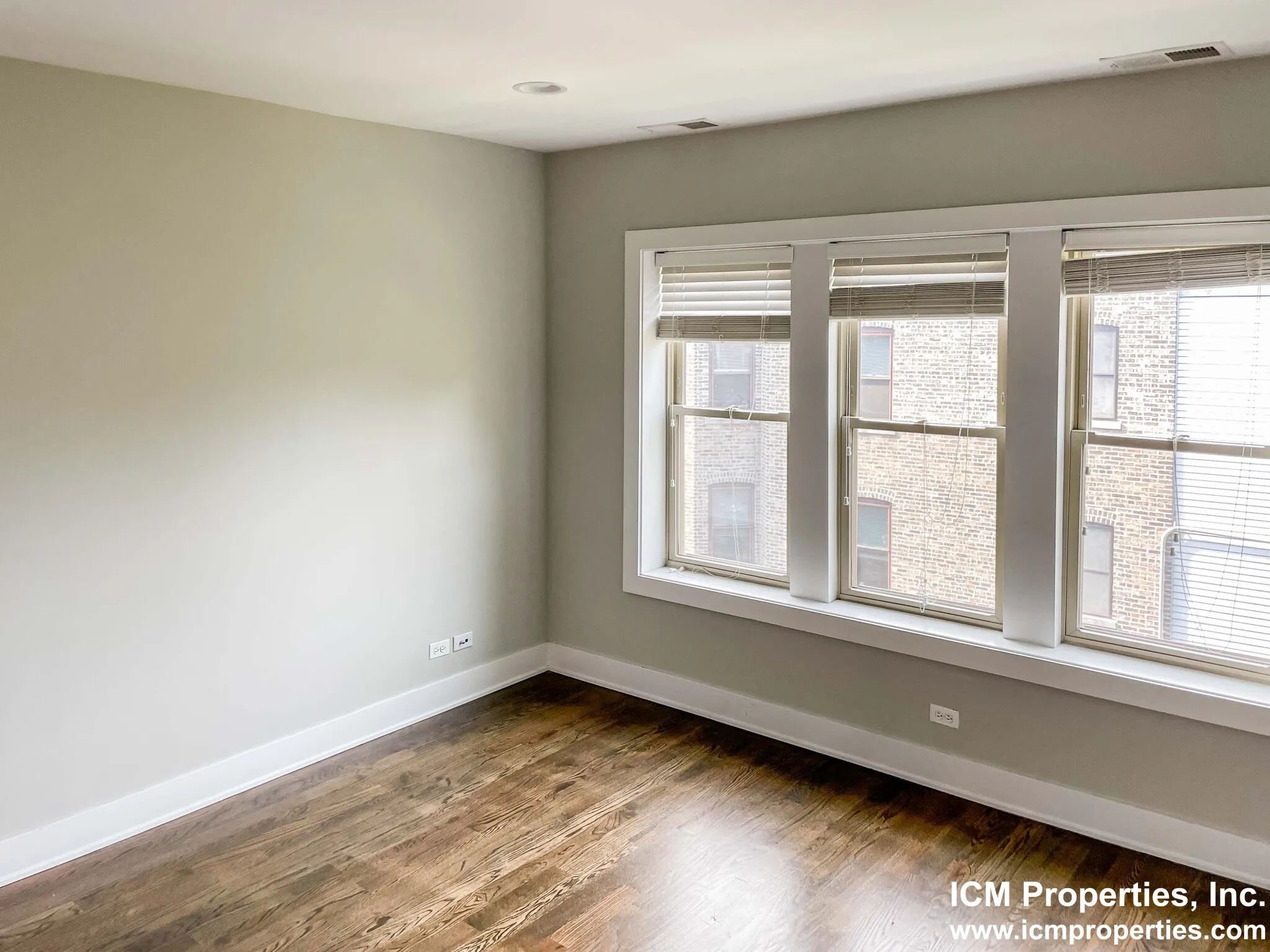 3915 N Janssen Ave, , 60613, USA 60613-unit#3917-3-Chicago-IL