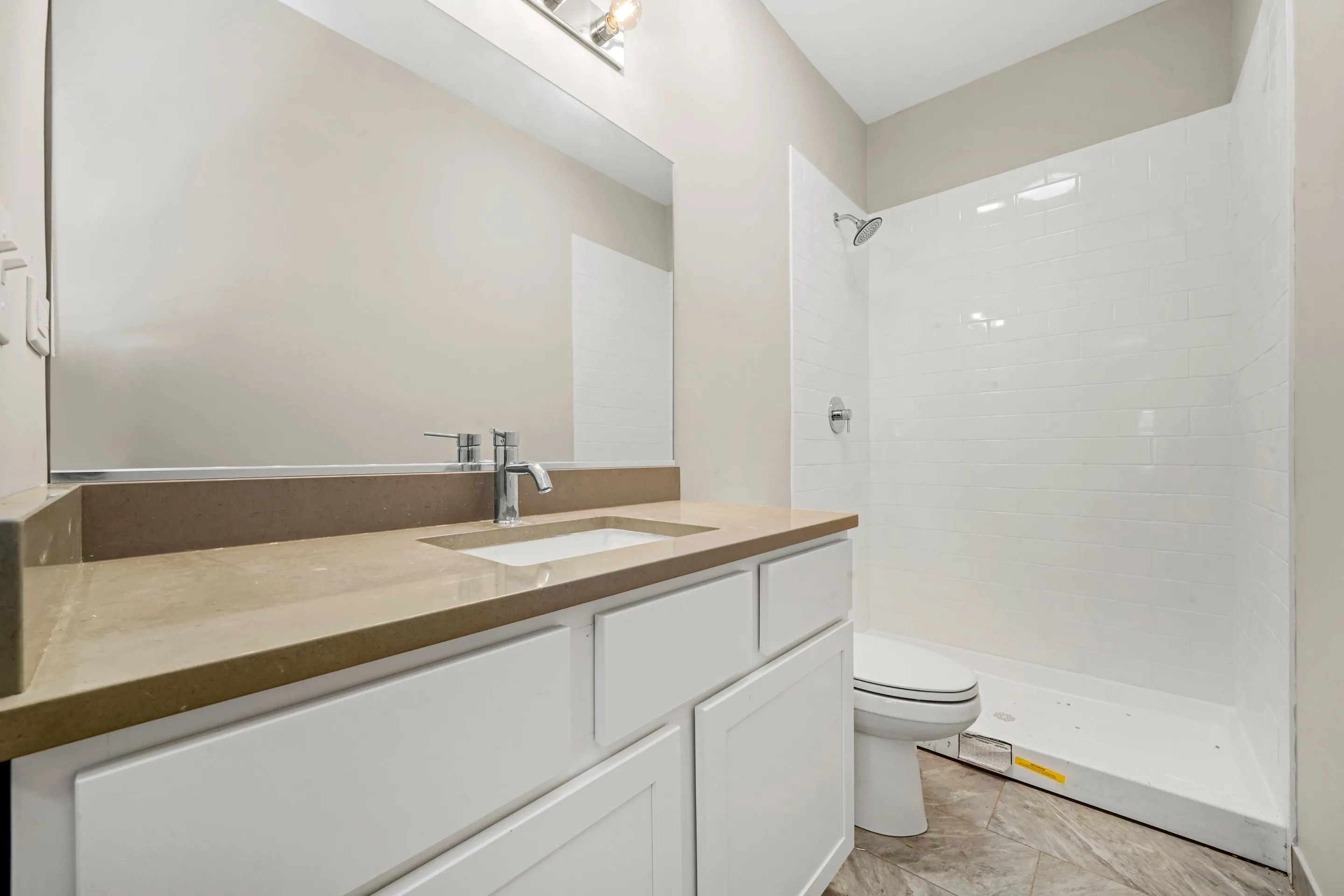 2253-57 S Oakley Apartments