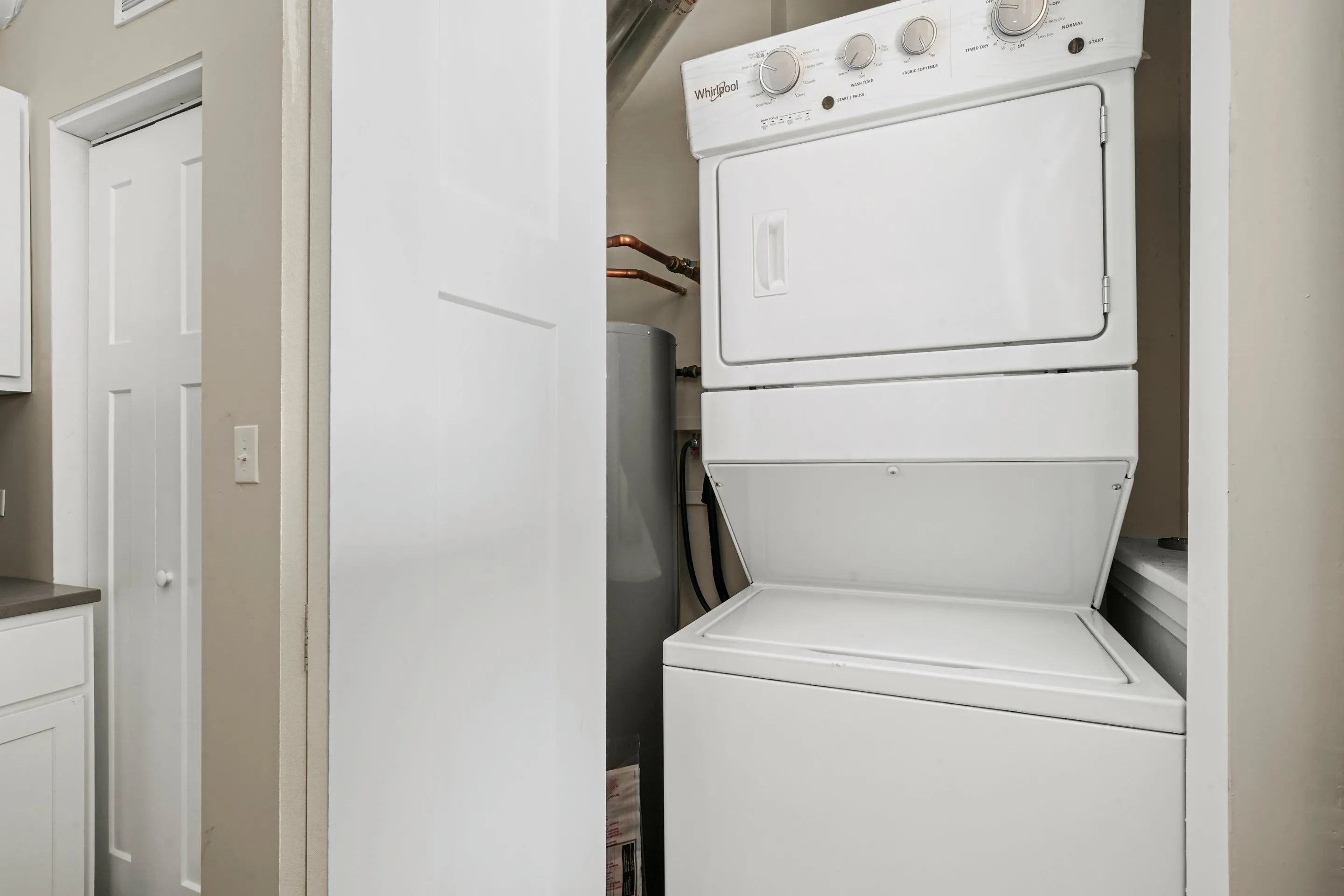 2253-57 S Oakley Apartments