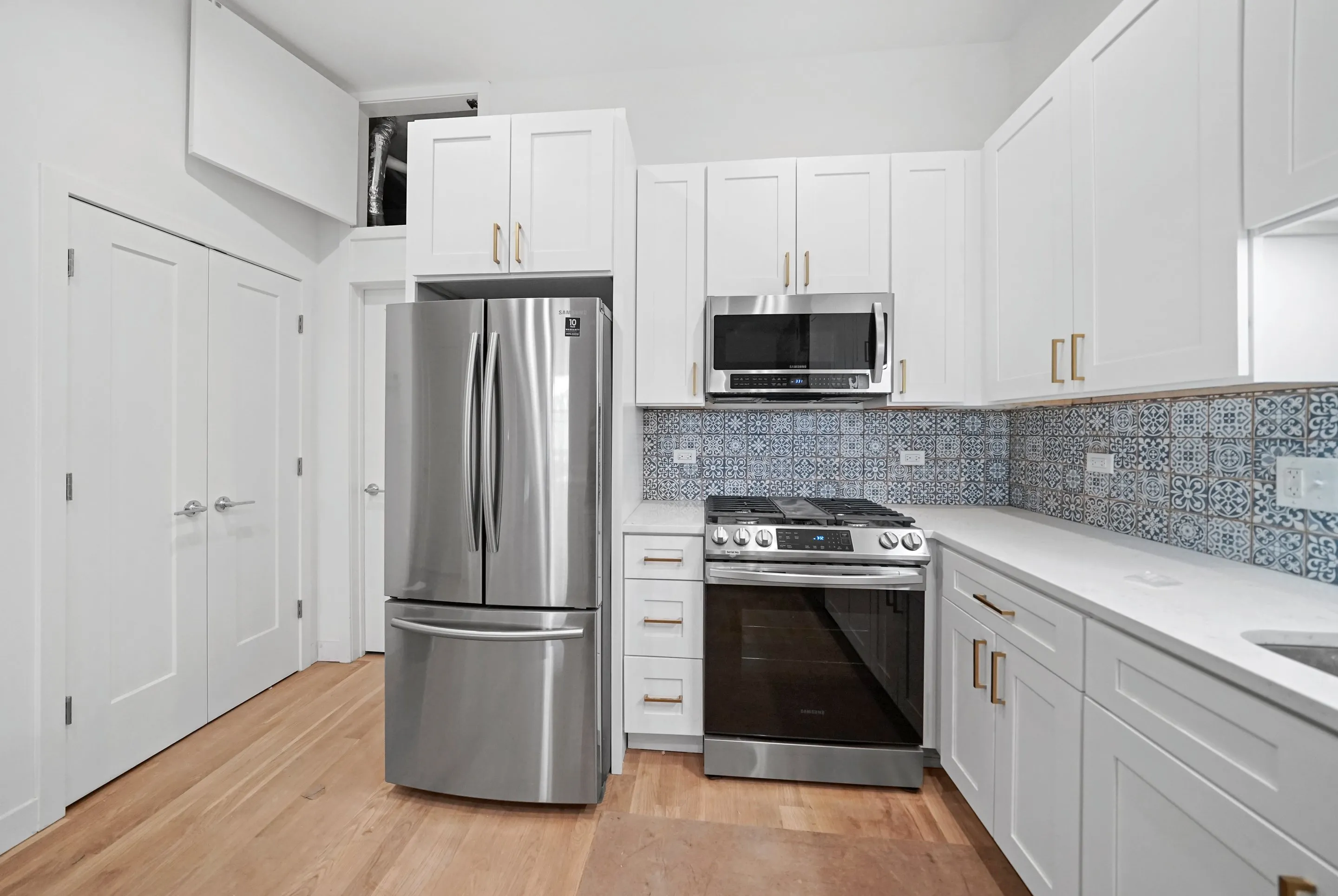 Blue Island Apartments