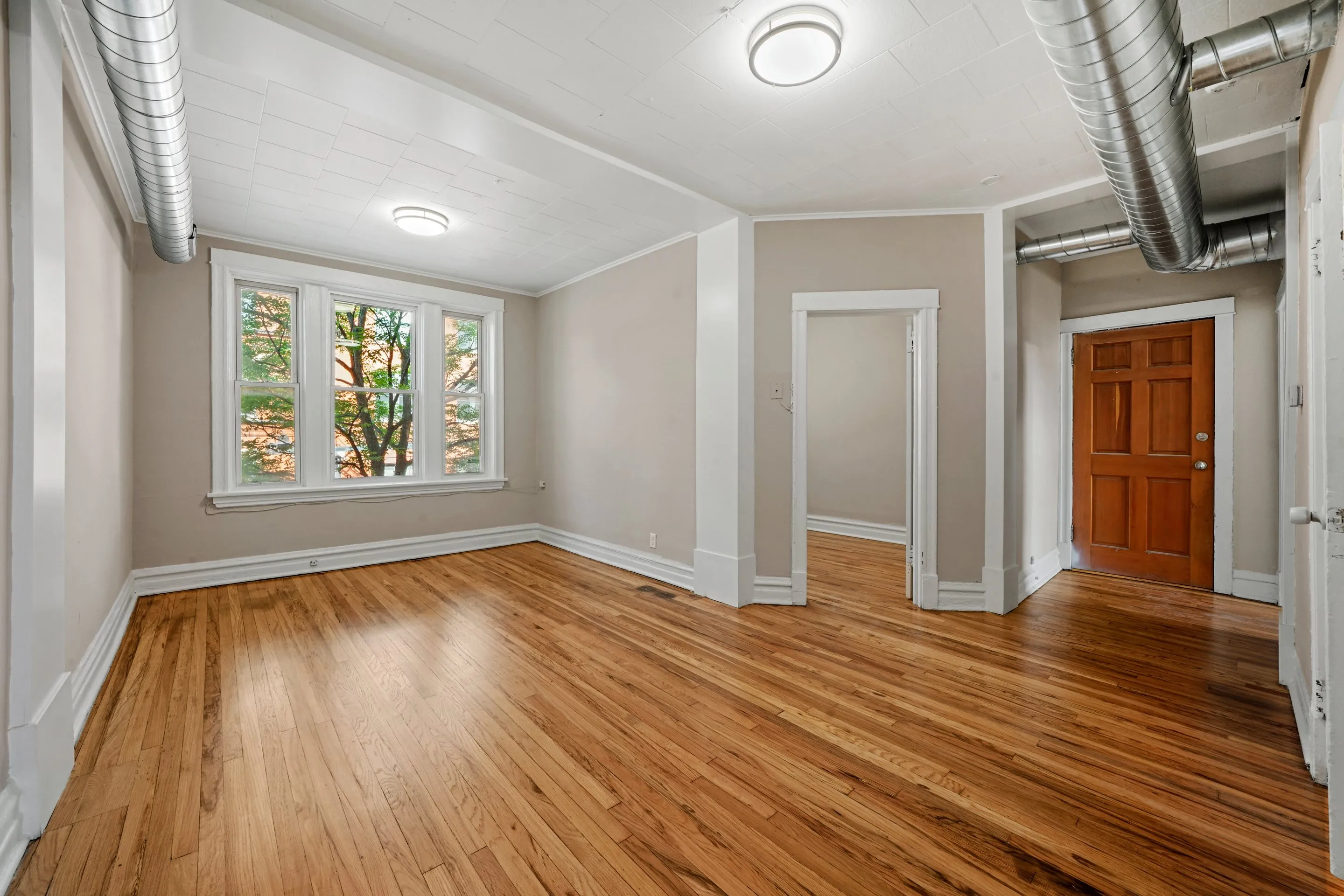 2253-57 S Oakley Apartments