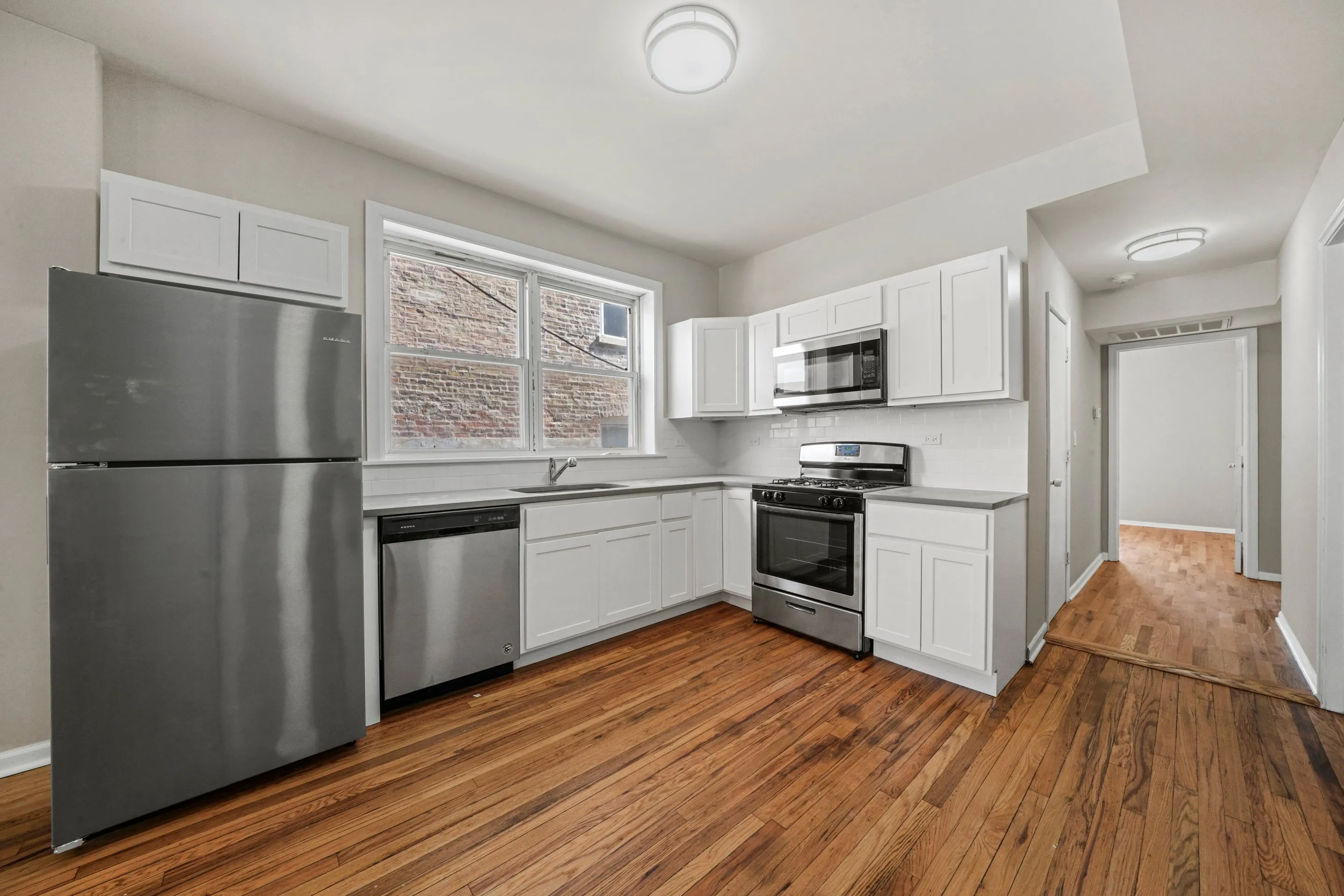 2253-57 S Oakley Apartments