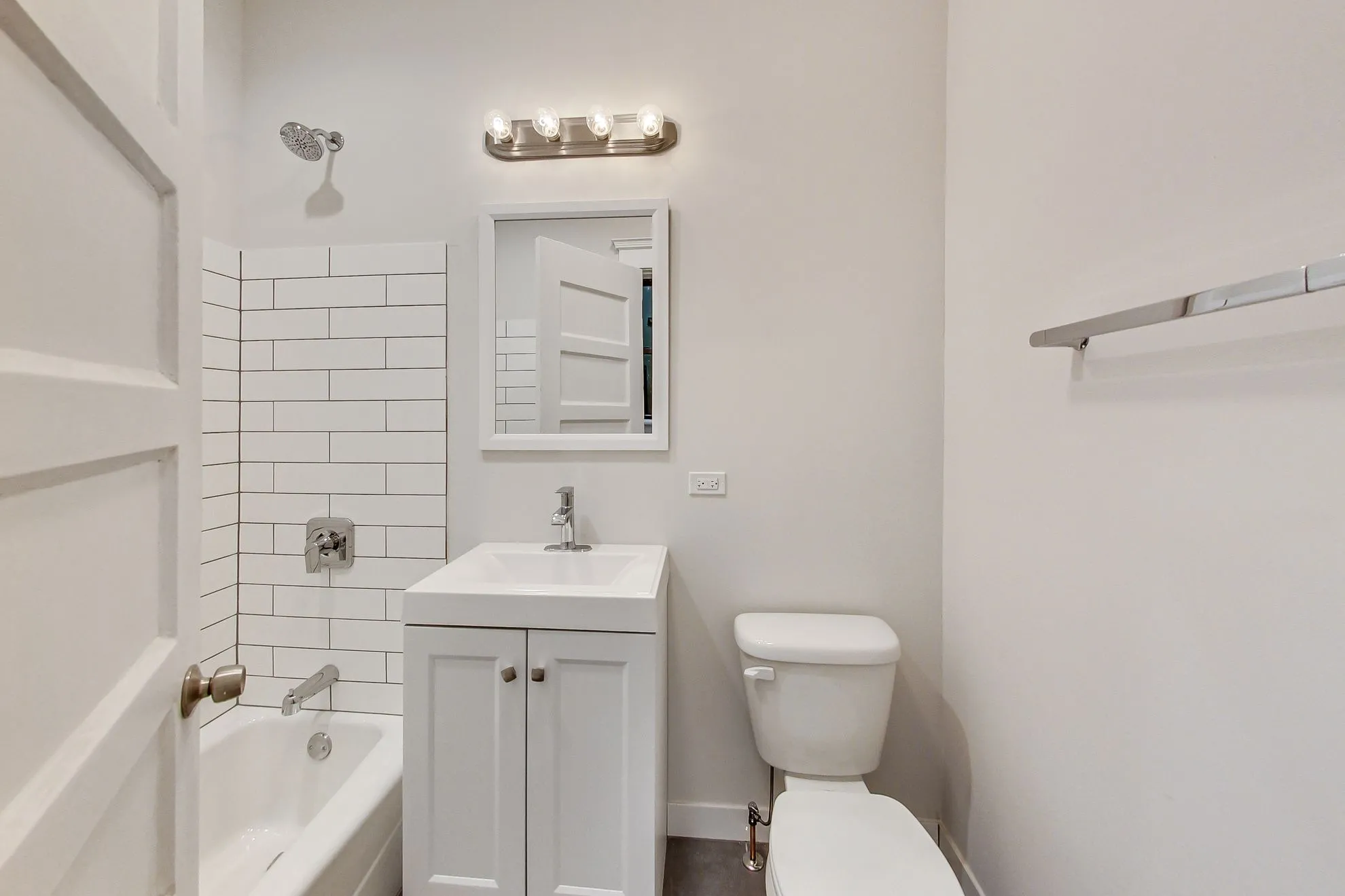 Wrigleyville Flats Apartments