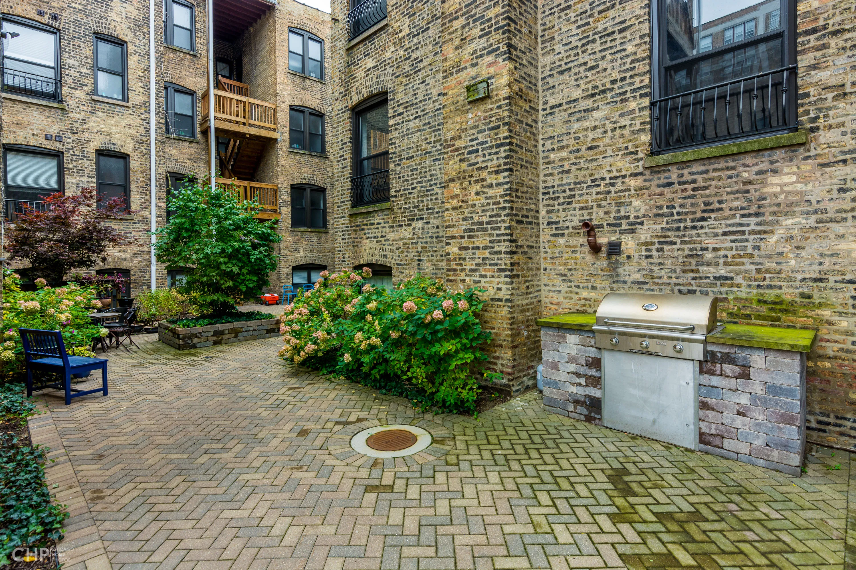 5800 North Kenmore Apartments