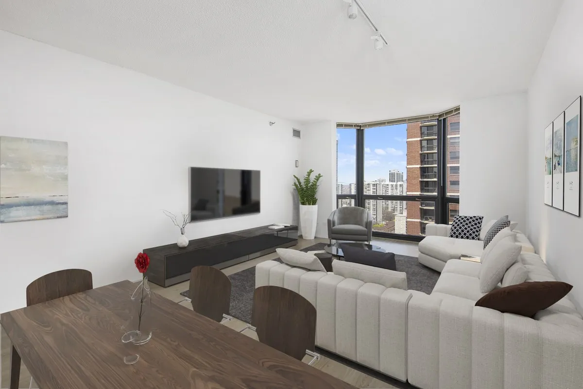 1111 North Dearborn Apartments