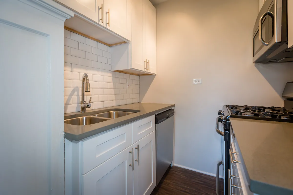 Ivy at Shelbyrne Apartments