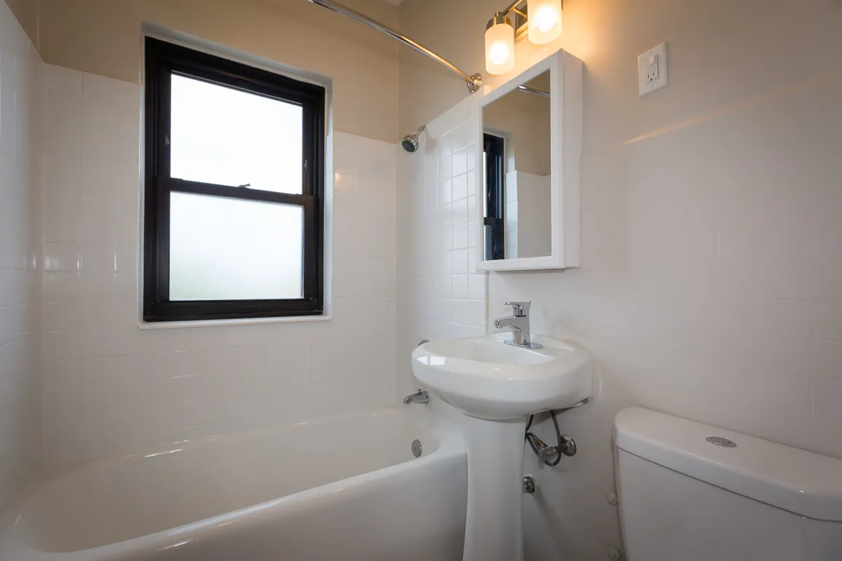 Ivy at Shelbyrne Apartments