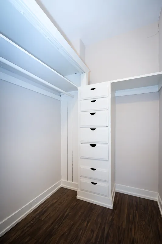 Ivy at Kenwood Apartments