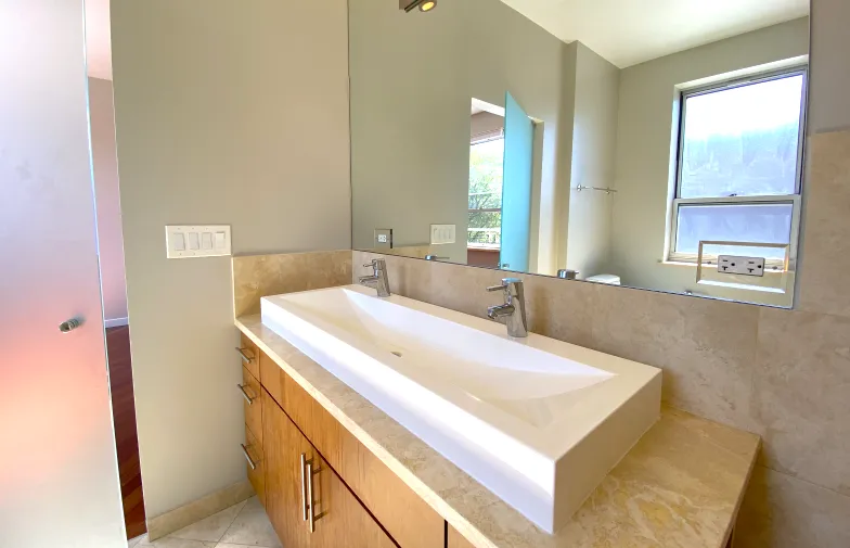 1635 West Cortland Apartments