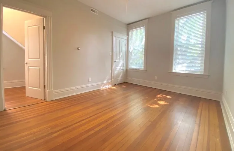 1824 North Paulina Apartments