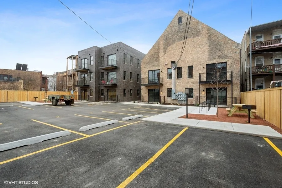 The Grand Logan Lodge Apartments